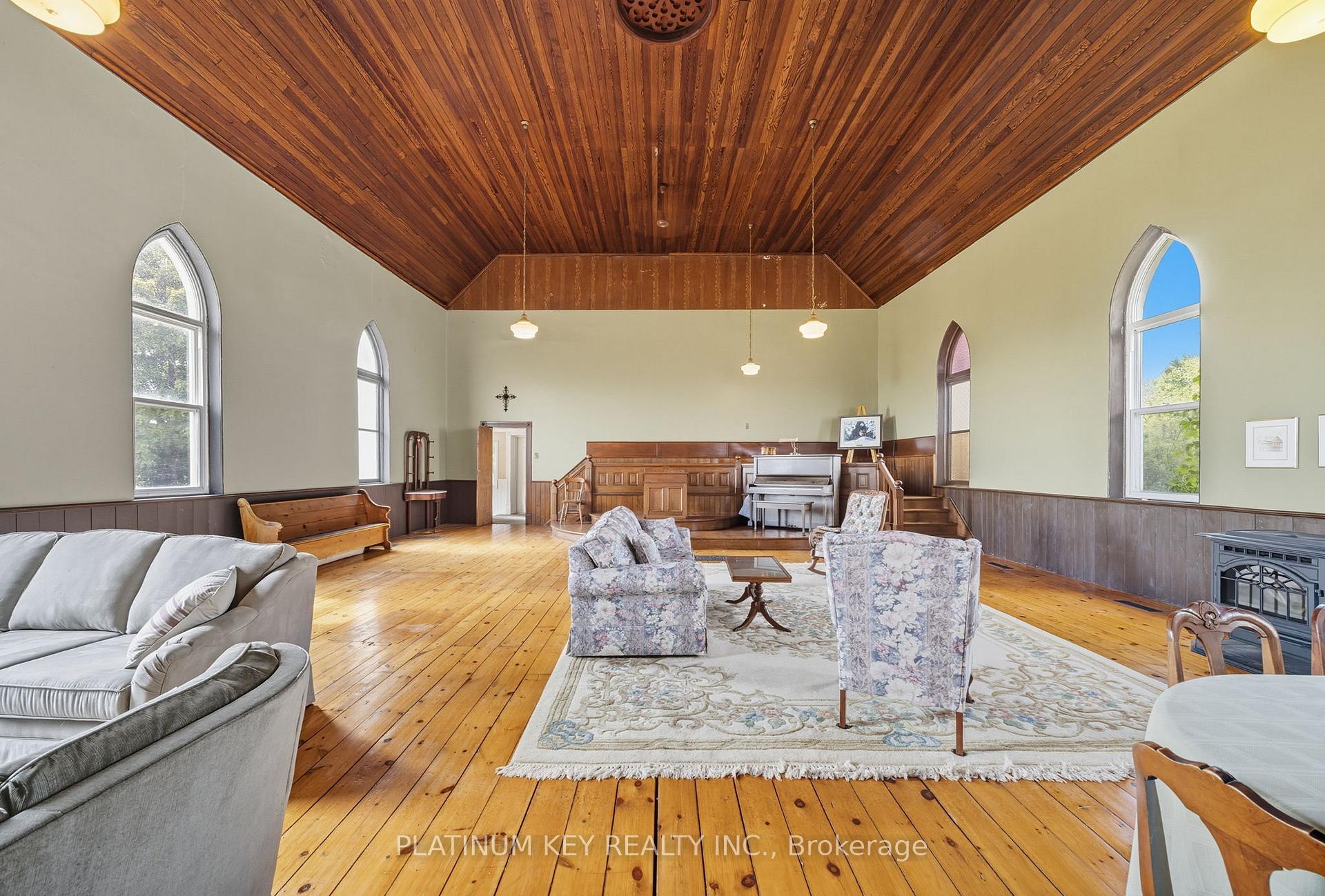 Photo 28 of 8546 Falconbridge Drive, Strathroy-Caradoc, Mount Brydges — HOMEH