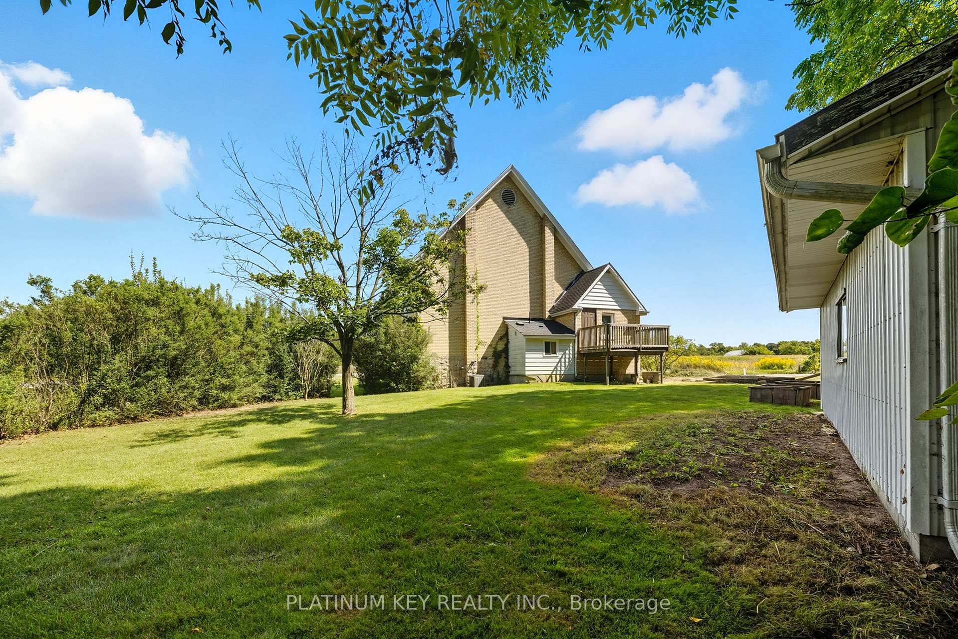 Photo 30 of 8546 Falconbridge Drive, Strathroy-Caradoc, Mount Brydges — HOMEH