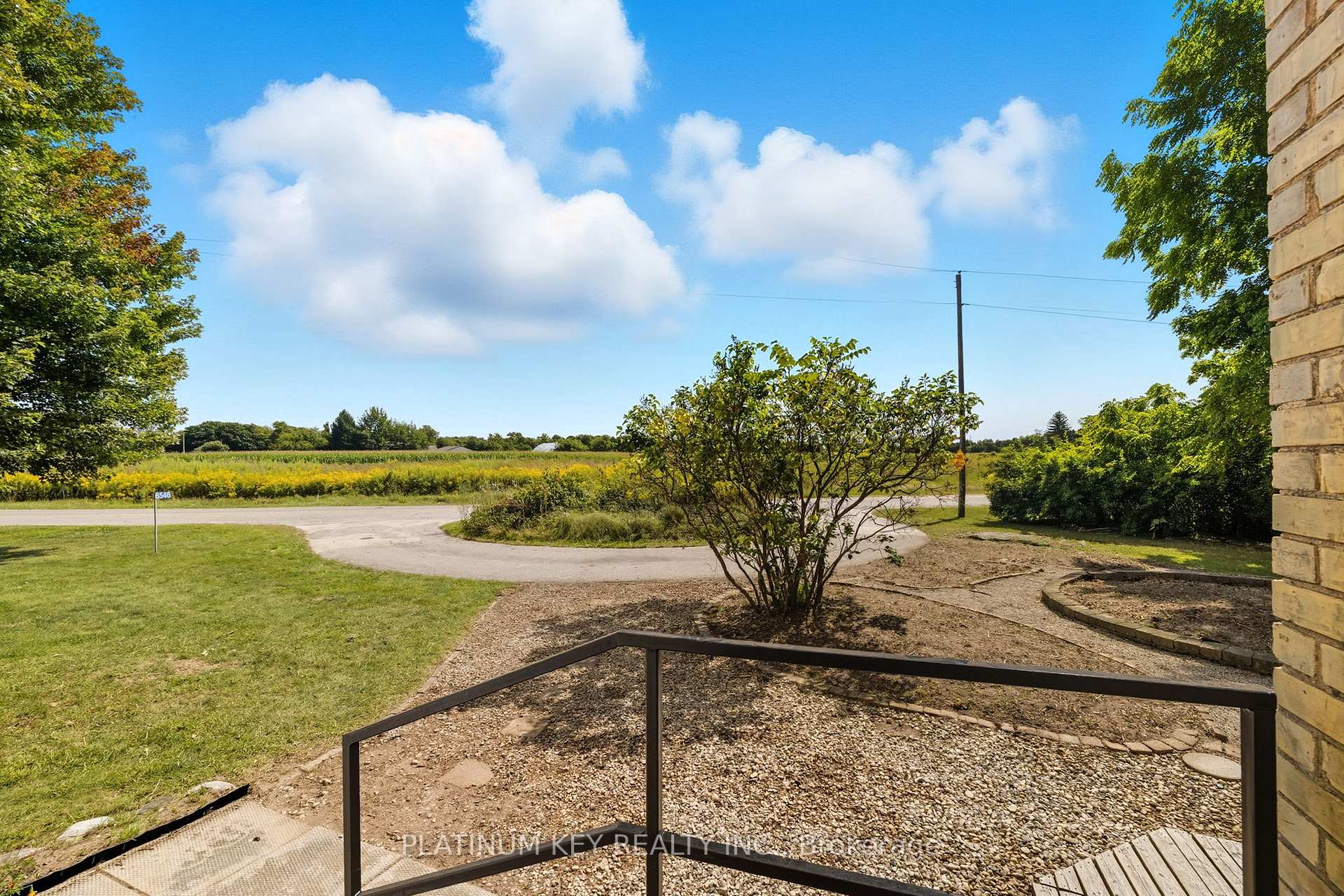 Photo 31 of 8546 Falconbridge Drive, Strathroy-Caradoc, Mount Brydges — HOMEH