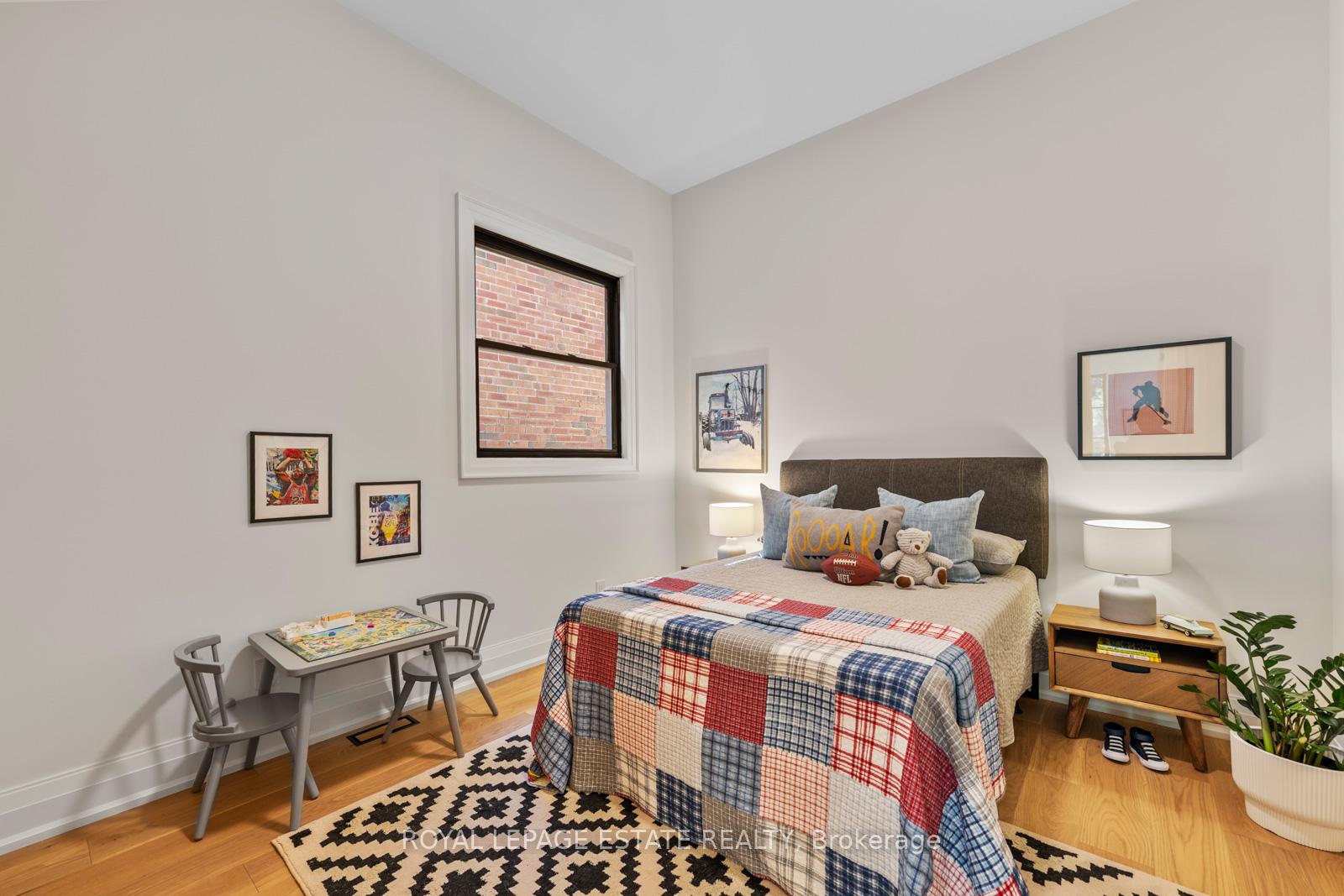 Photo 26 of 21 Glen Davis Crescent, Toronto, East End-Danforth — HOMEH