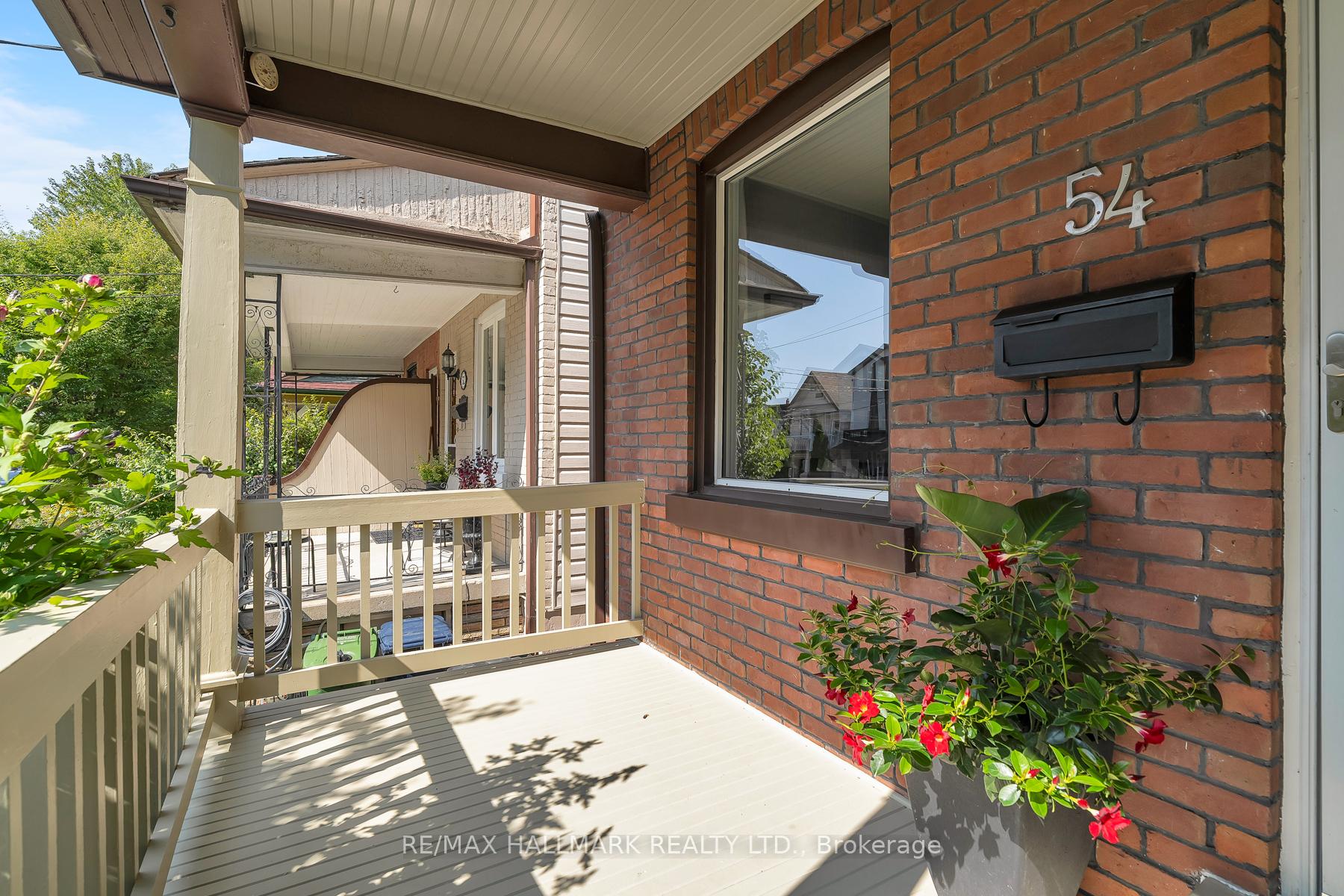 Photo 4 of 54 Wroxeter Avenue, Toronto, Blake-Jones — HOMEH