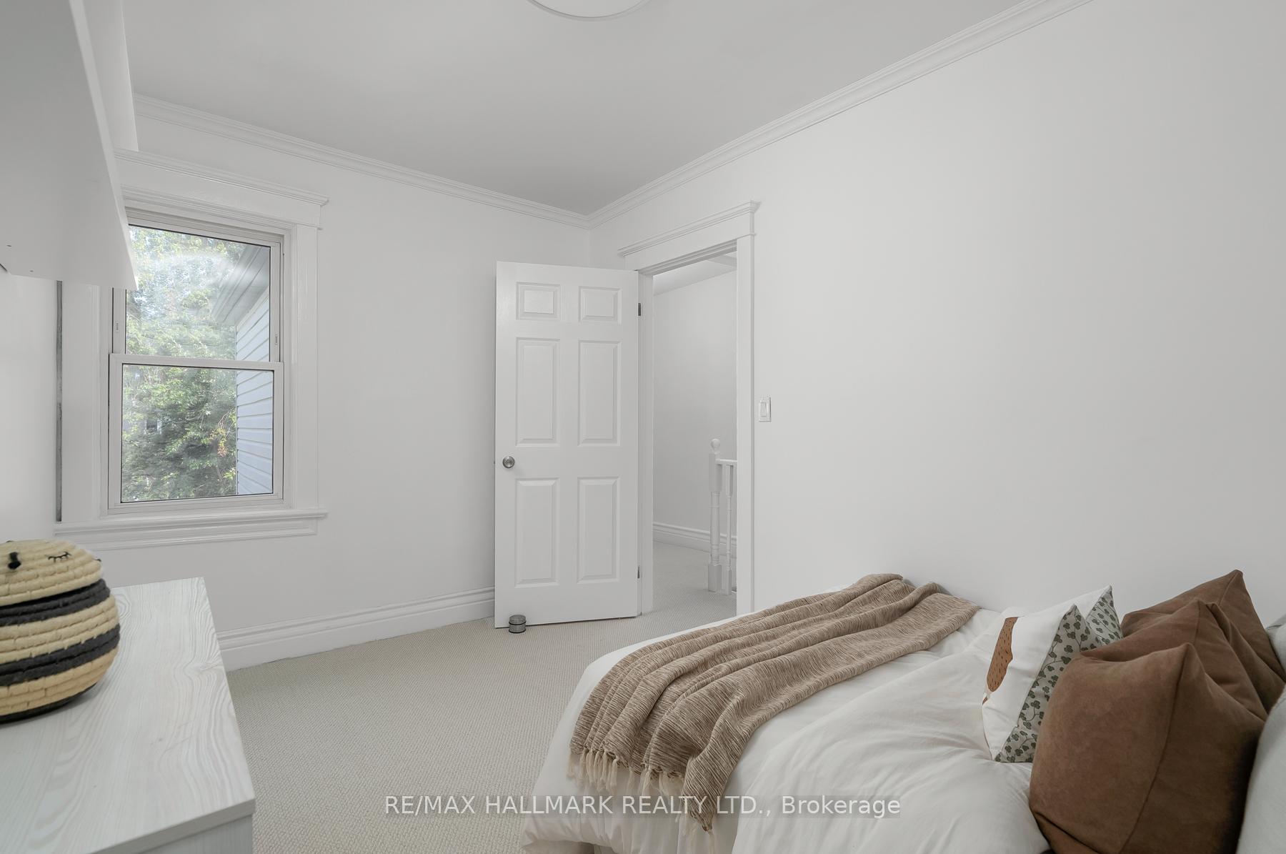 Photo 25 of 54 Wroxeter Avenue, Toronto, Blake-Jones — HOMEH