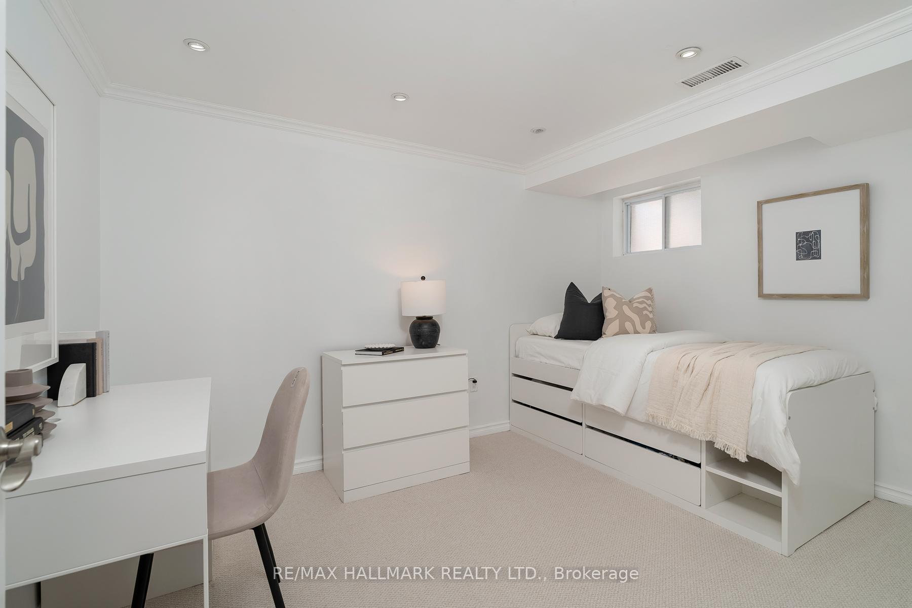 Photo 35 of 54 Wroxeter Avenue, Toronto, Blake-Jones — HOMEH