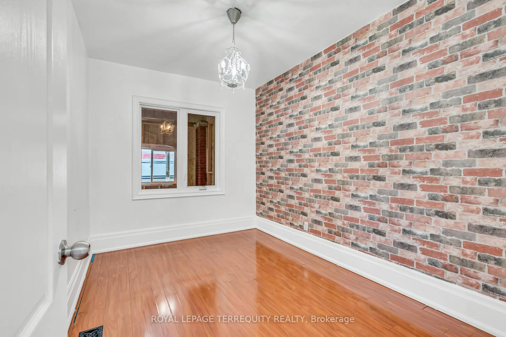 Photo 9 of 78 Lawrence Avenue W, Toronto, Lawrence Park North — HOMEH