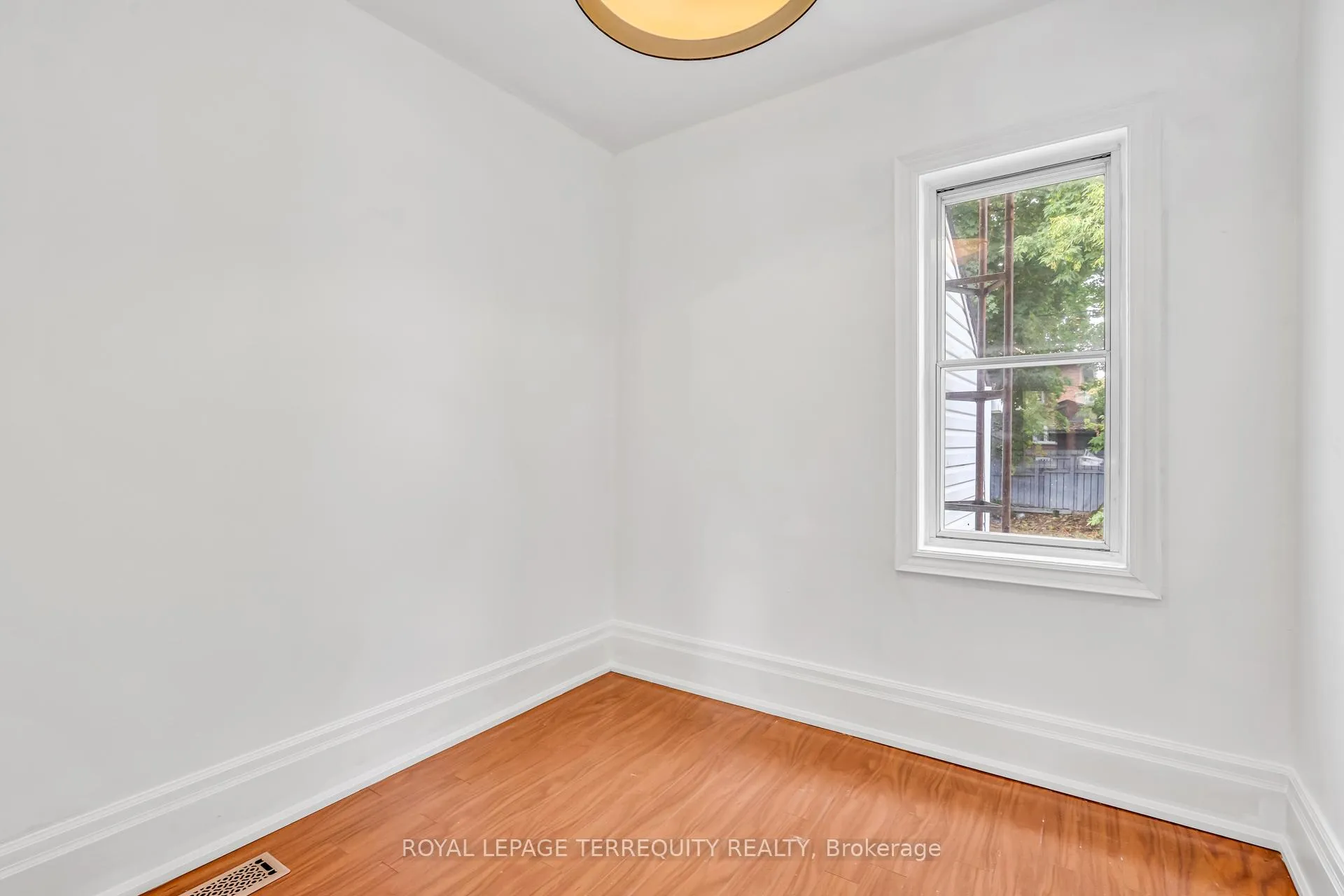 Photo 11 of 78 Lawrence Avenue W, Toronto, Lawrence Park North — HOMEH