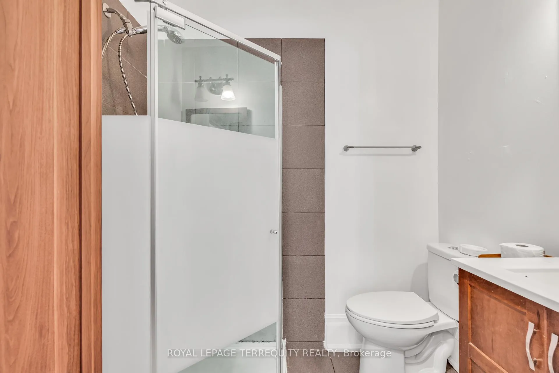 Photo 12 of 78 Lawrence Avenue W, Toronto, Lawrence Park North — HOMEH
