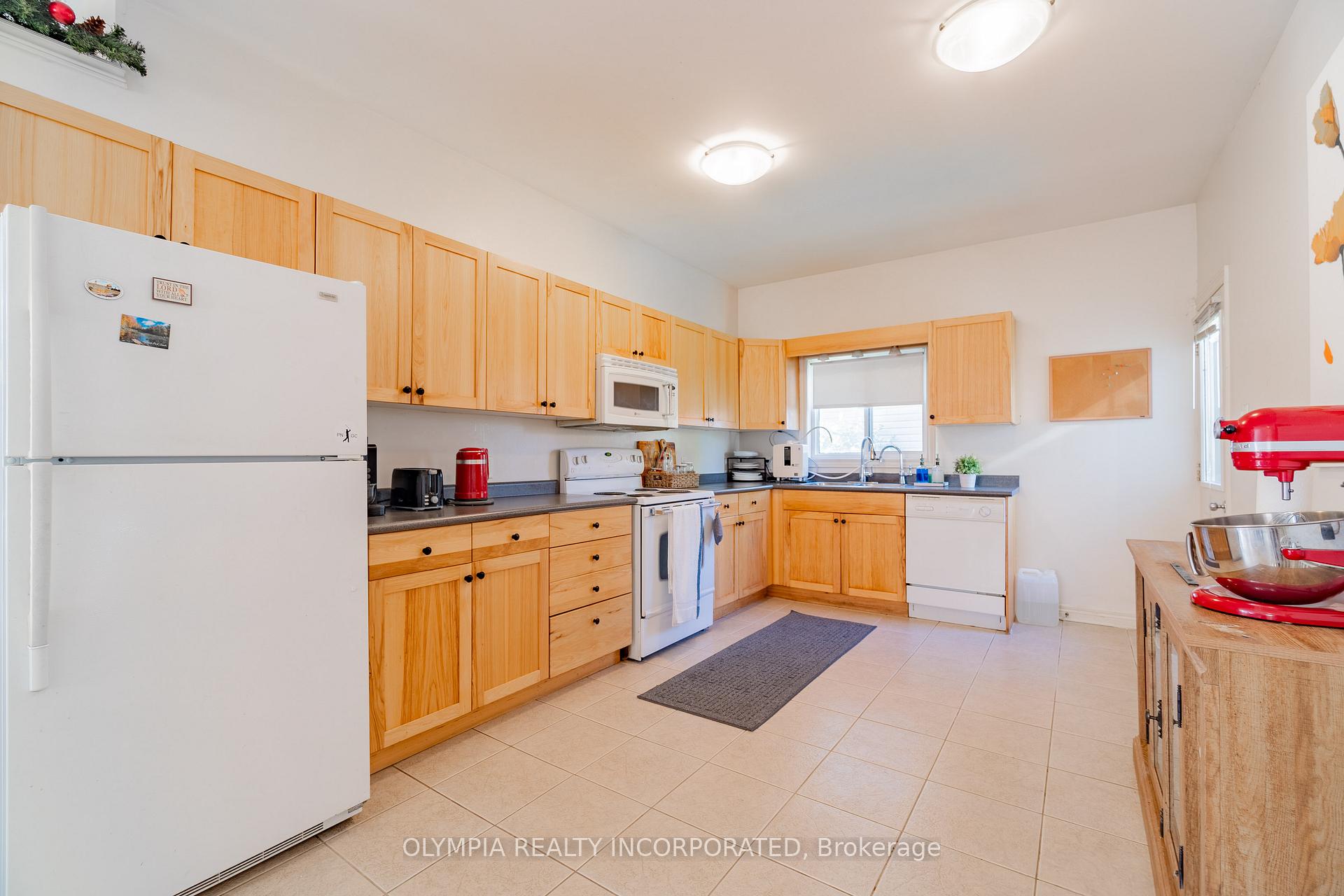 Photo 5 of 264 Winterberry Boulevard, Thorold, Confederation Heights — HOMEH