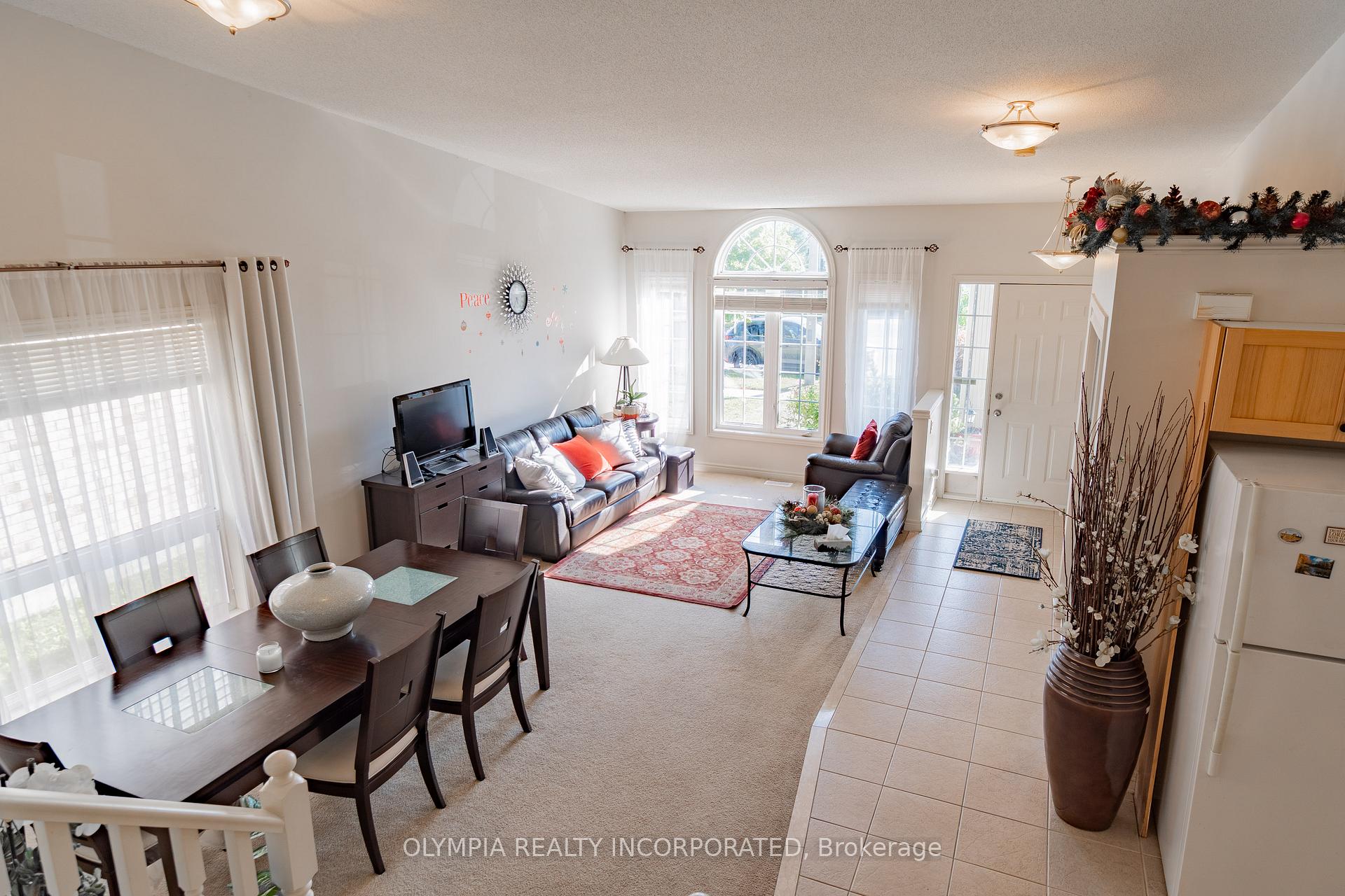 Photo 8 of 264 Winterberry Boulevard, Thorold, Confederation Heights — HOMEH