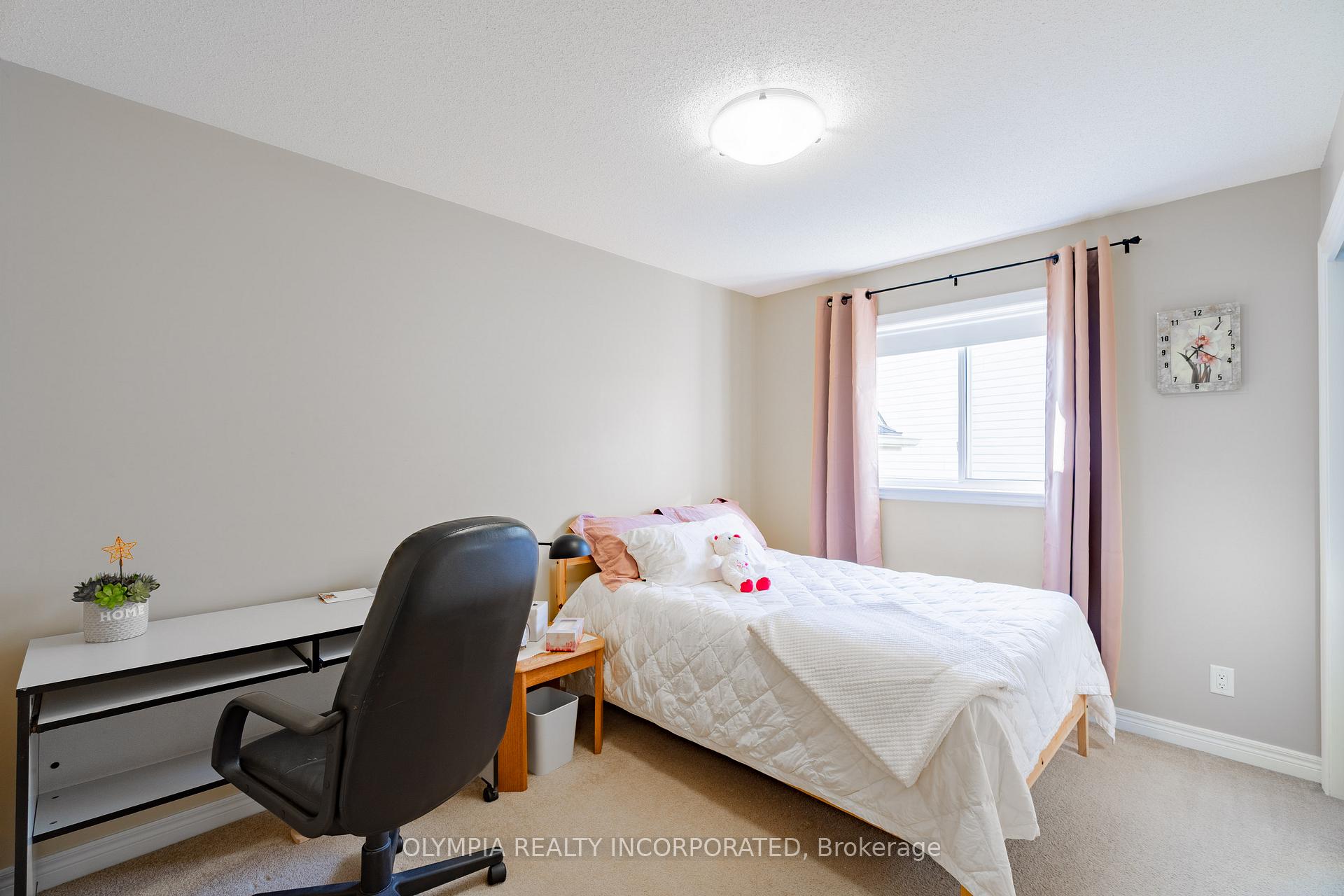 Photo 11 of 264 Winterberry Boulevard, Thorold, Confederation Heights — HOMEH