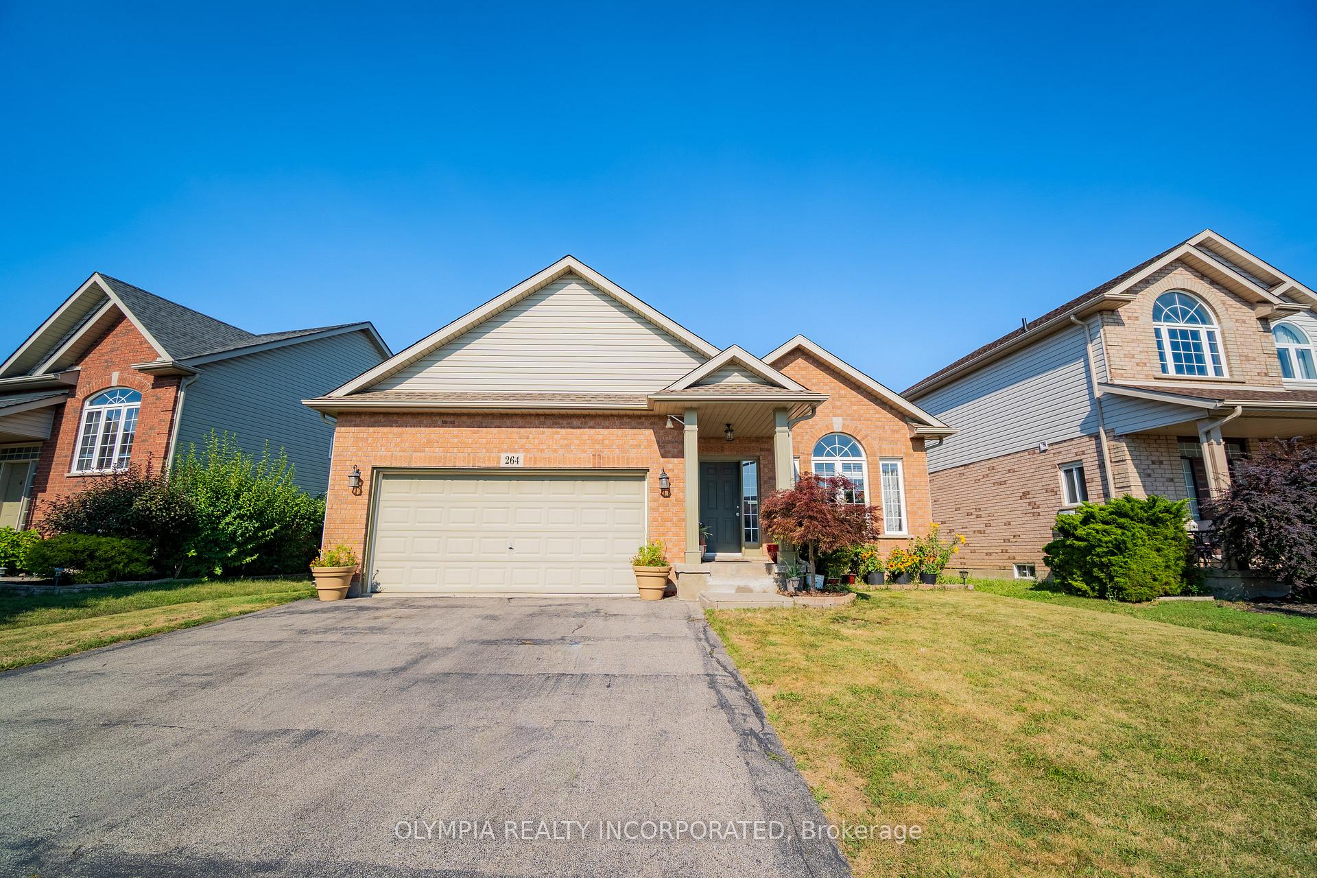 Photo 20 of 264 Winterberry Boulevard, Thorold, Confederation Heights — HOMEH
