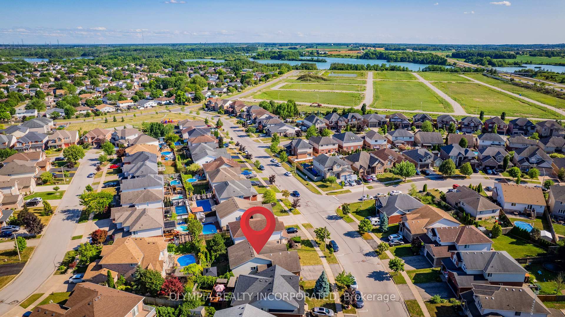 Photo 26 of 264 Winterberry Boulevard, Thorold, Confederation Heights — HOMEH