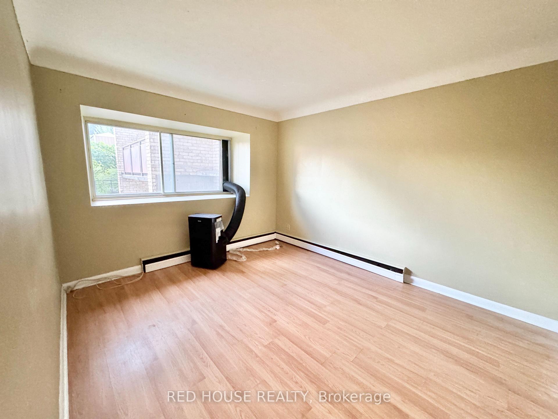 Photo 5 of Unit 3, 55 John Street, Thorold, Thorold Downtown — HOMEH