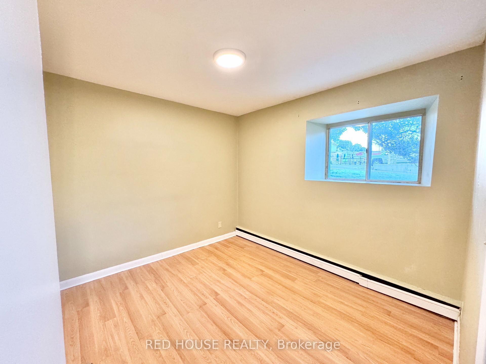 Photo 8 of Unit 3, 55 John Street, Thorold, Thorold Downtown — HOMEH