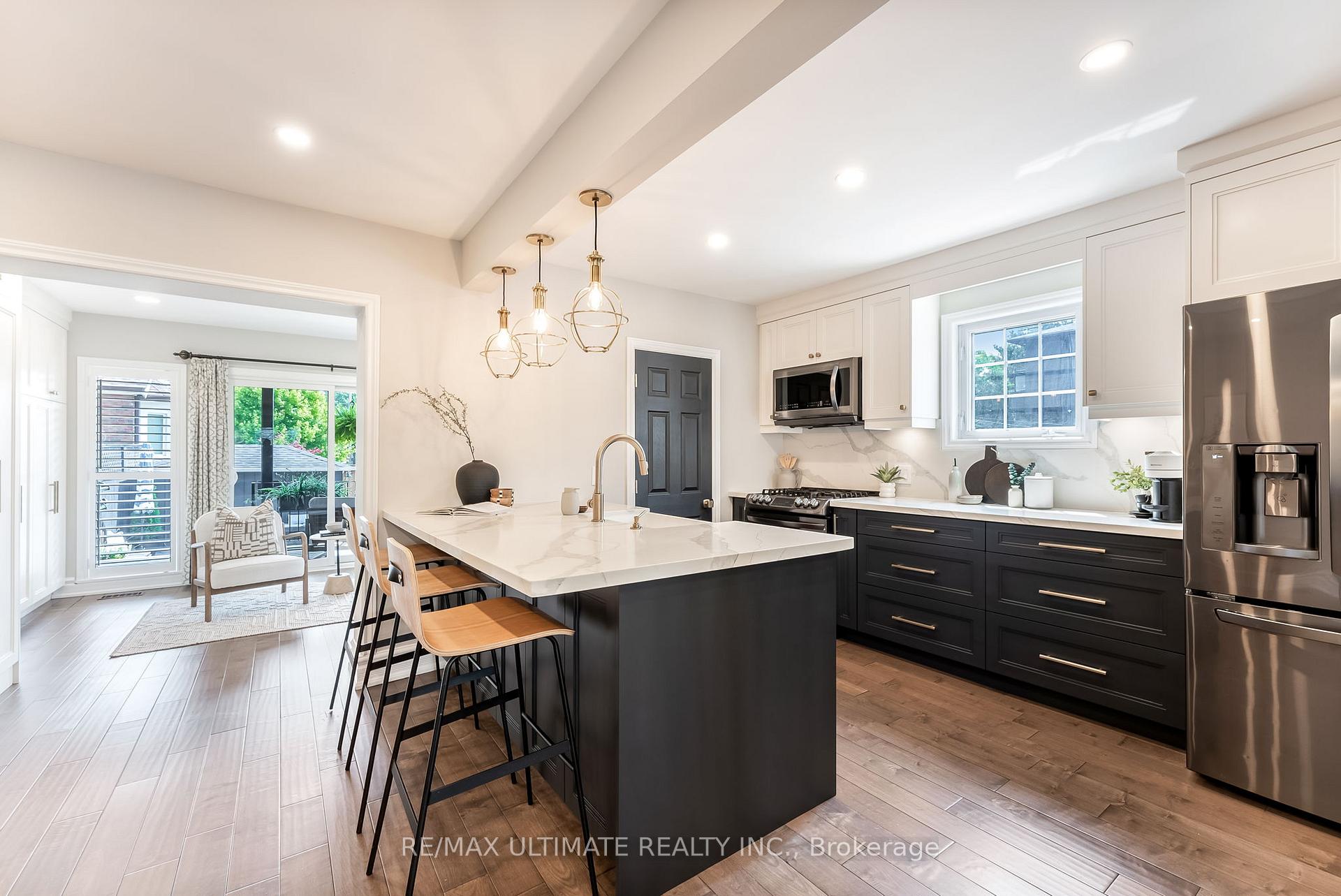 Photo 8 of 247 Dewhurst Boulevard N, Toronto, Danforth Village-East York — HOMEH