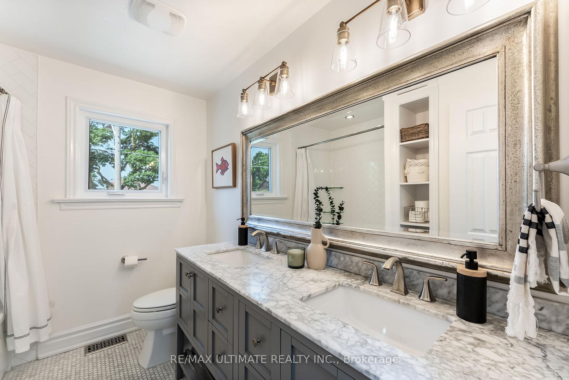 Photo 19 of 247 Dewhurst Boulevard N, Toronto, Danforth Village-East York — HOMEH