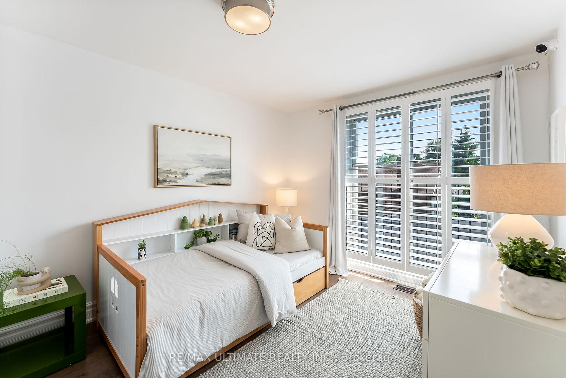 Photo 22 of 247 Dewhurst Boulevard N, Toronto, Danforth Village-East York — HOMEH