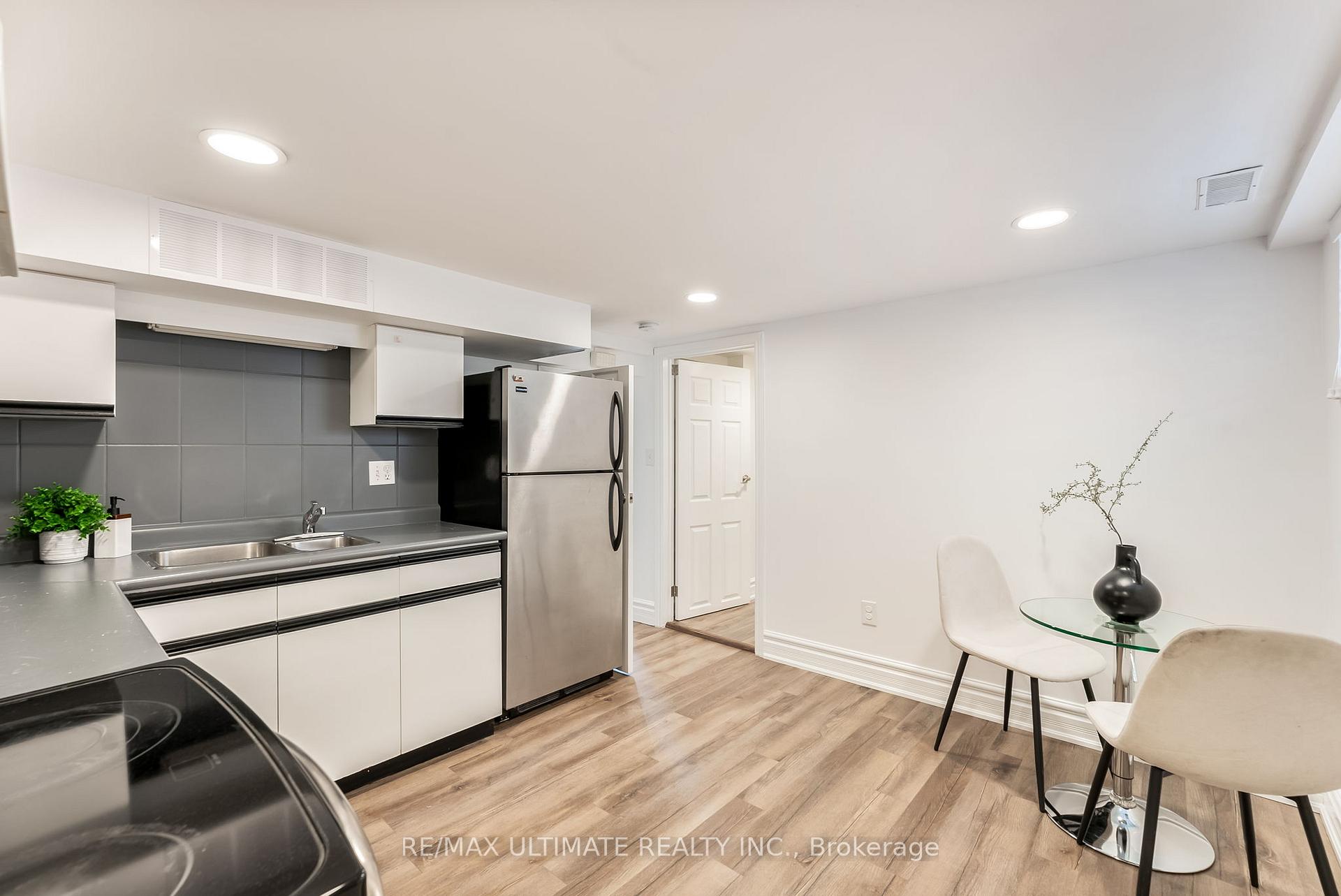 Photo 31 of 247 Dewhurst Boulevard N, Toronto, Danforth Village-East York — HOMEH