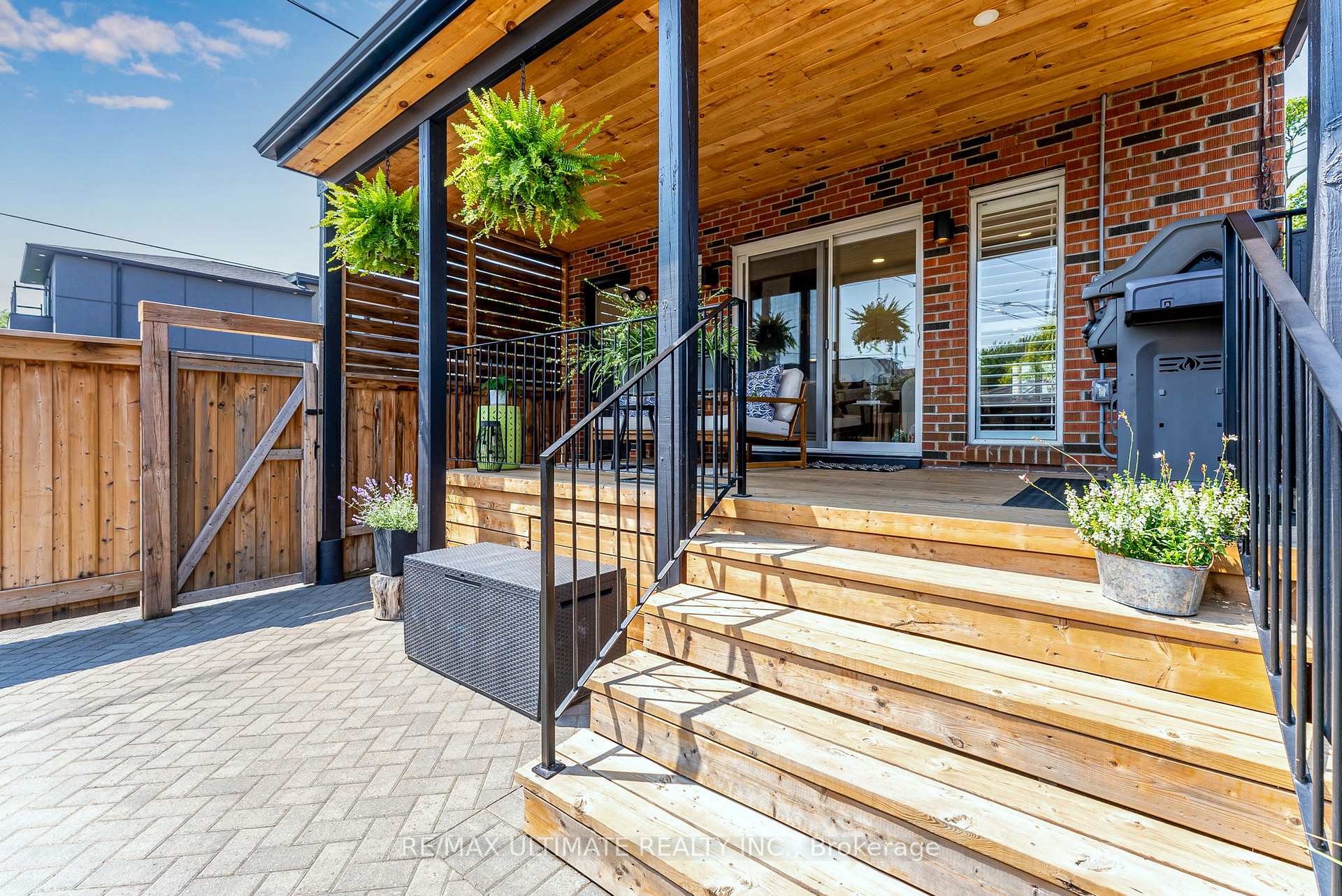 Photo 36 of 247 Dewhurst Boulevard N, Toronto, Danforth Village-East York — HOMEH
