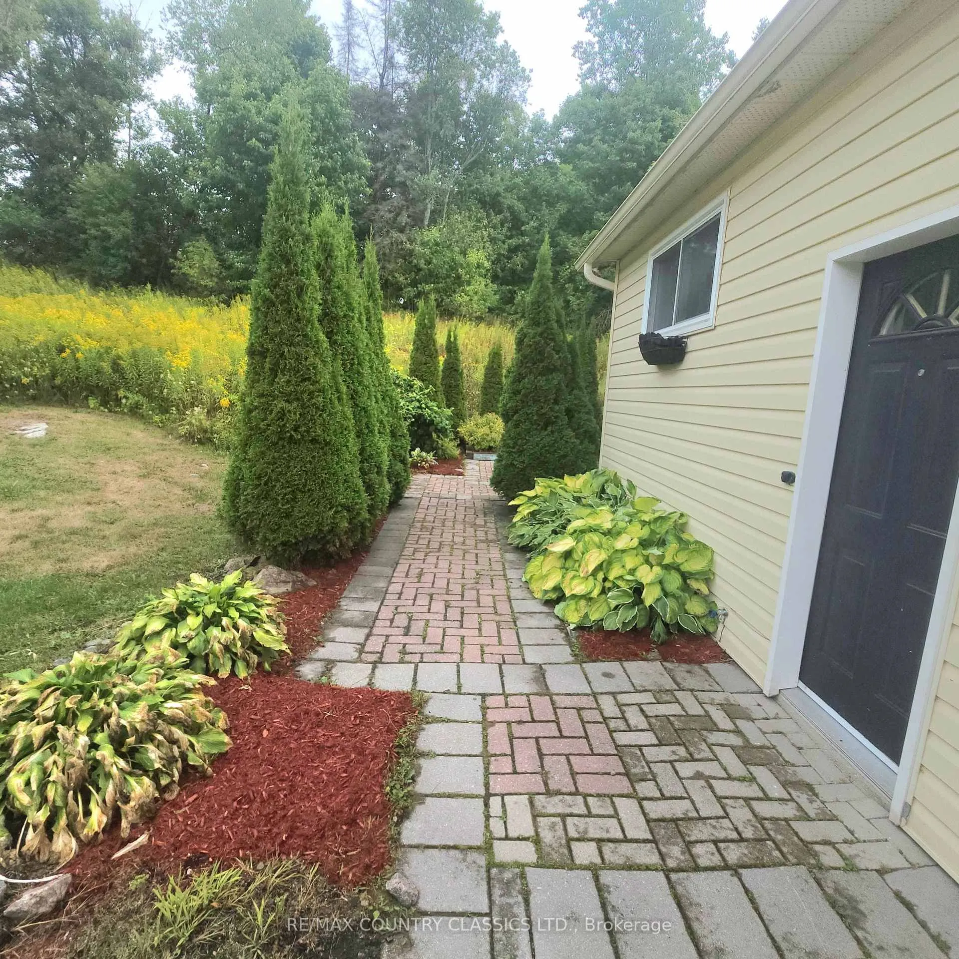 Photo 1 of 71 & 73 Cleak Avenue, Bancroft, Bancroft Ward — HOMEH