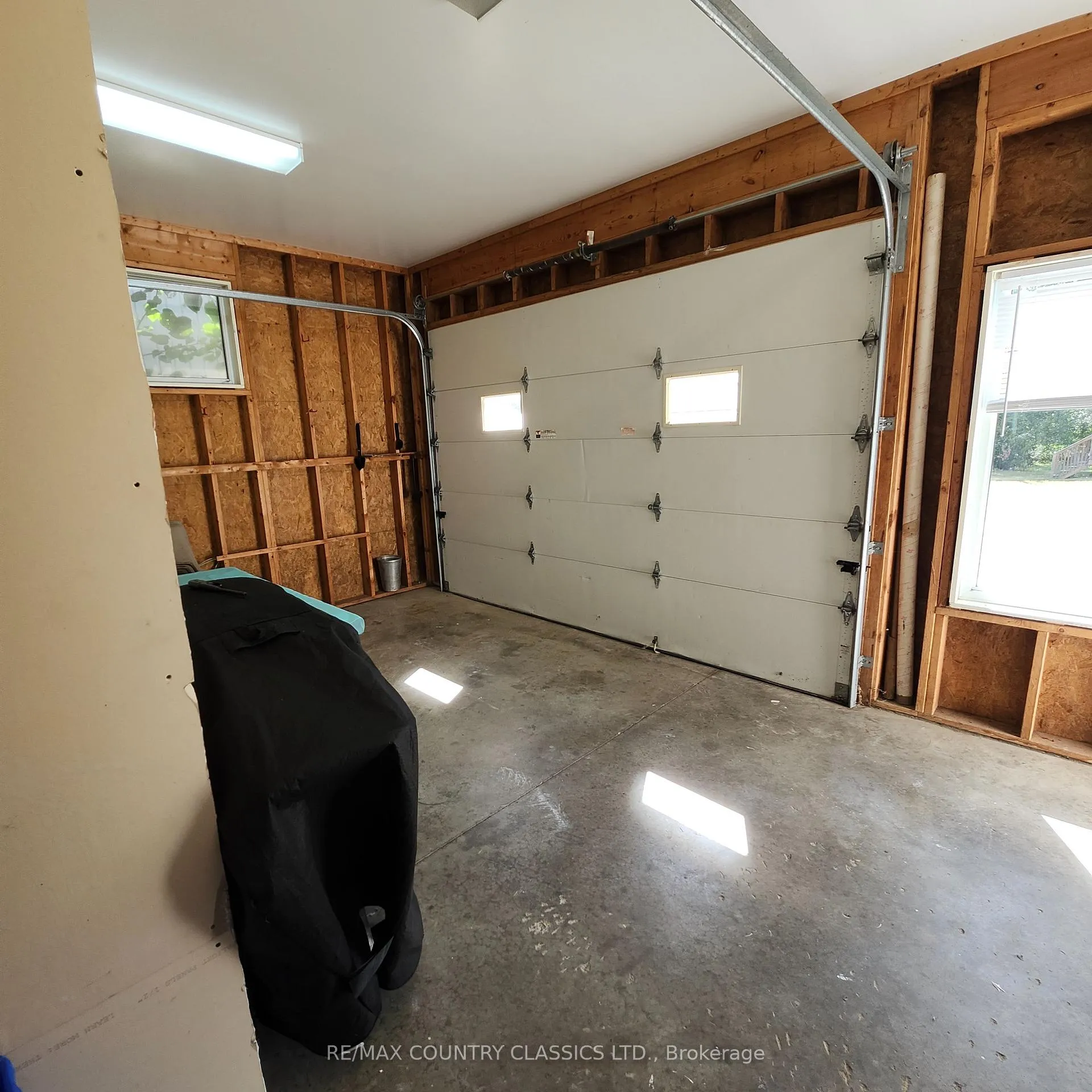 Photo 26 of 71 & 73 Cleak Avenue, Bancroft, Bancroft Ward — HOMEH