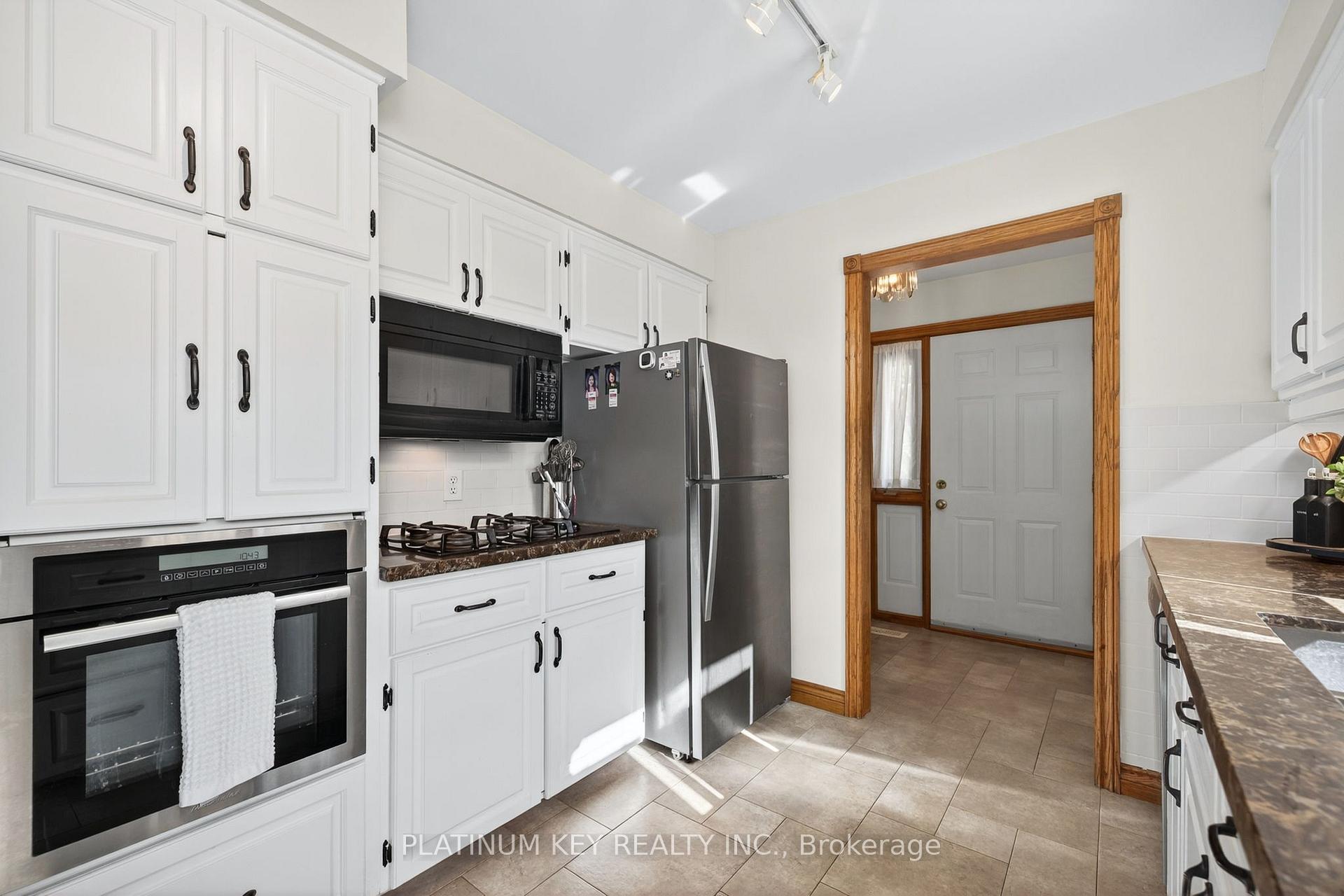 Photo 16 of 334 Mckellar Street, Strathroy-Caradoc, SW — HOMEH