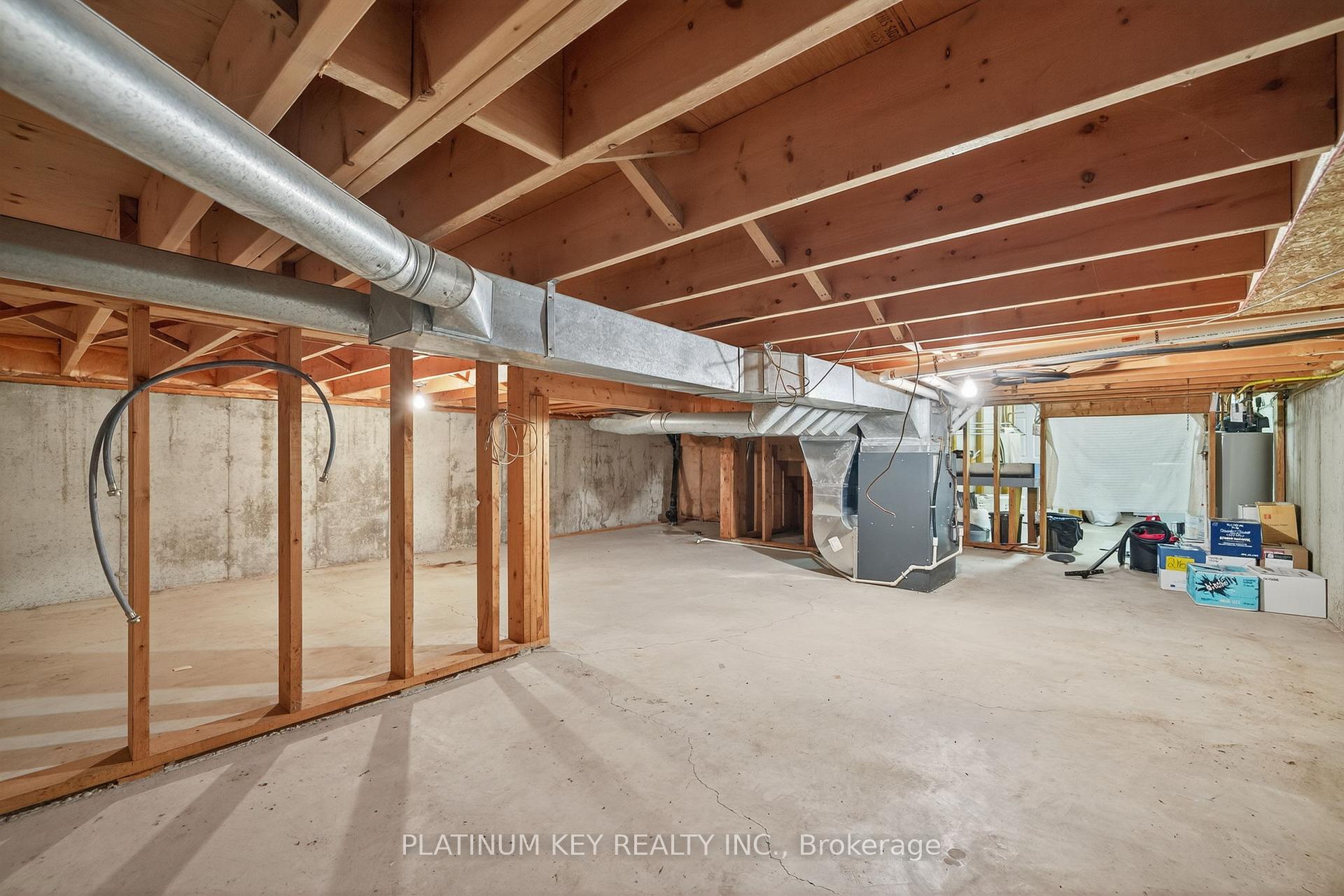 Photo 35 of 334 Mckellar Street, Strathroy-Caradoc, SW — HOMEH