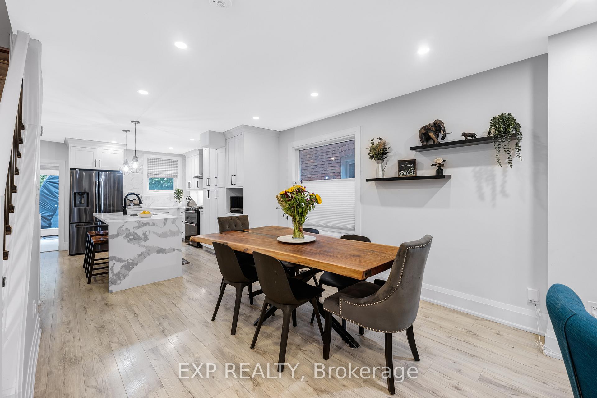 Photo 8 of 298 Gainsborough Road, Toronto, Woodbine Corridor — HOMEH
