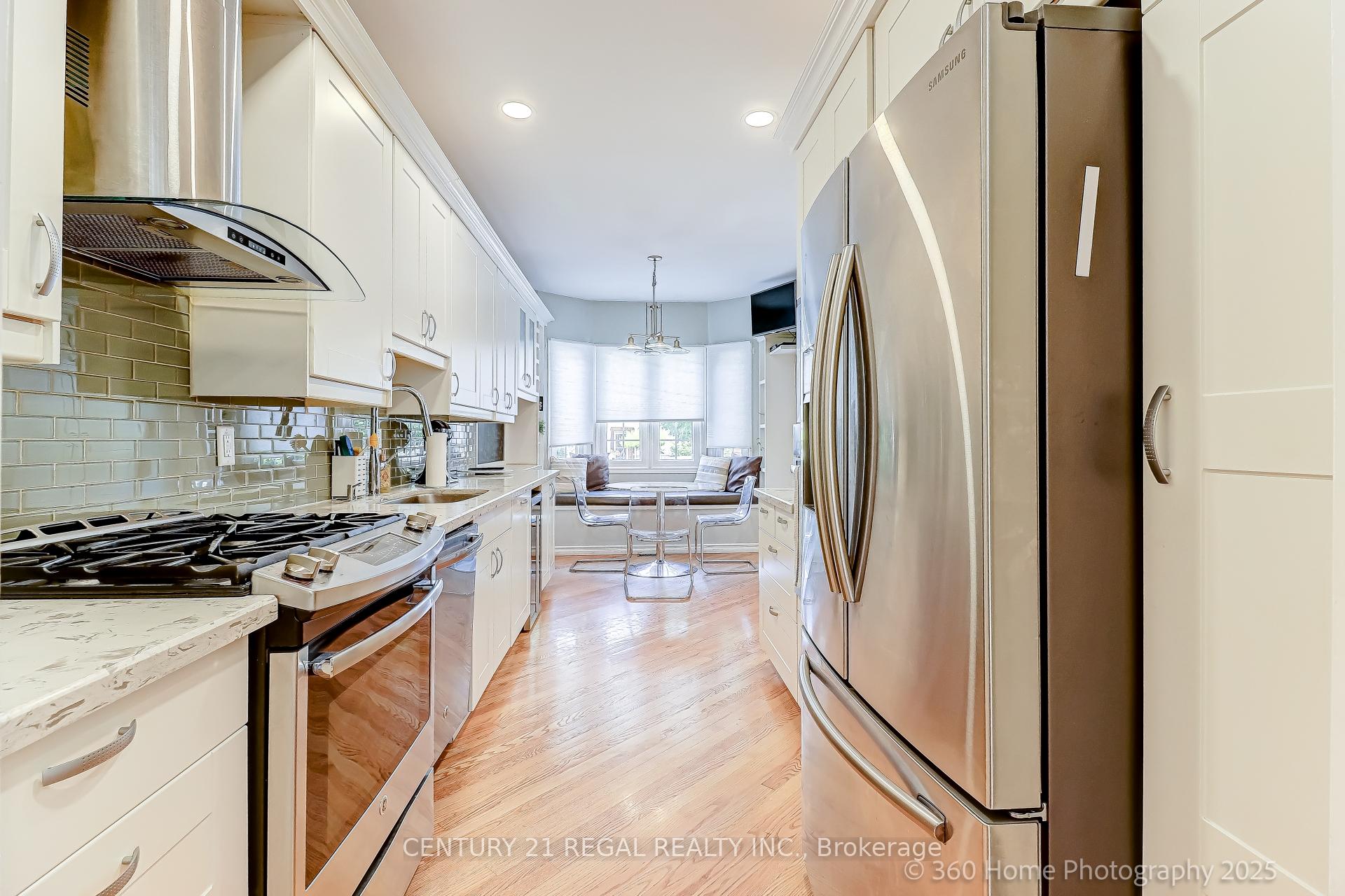 Photo 5 of 84 Malvern Avenue, Toronto, East End-Danforth — HOMEH