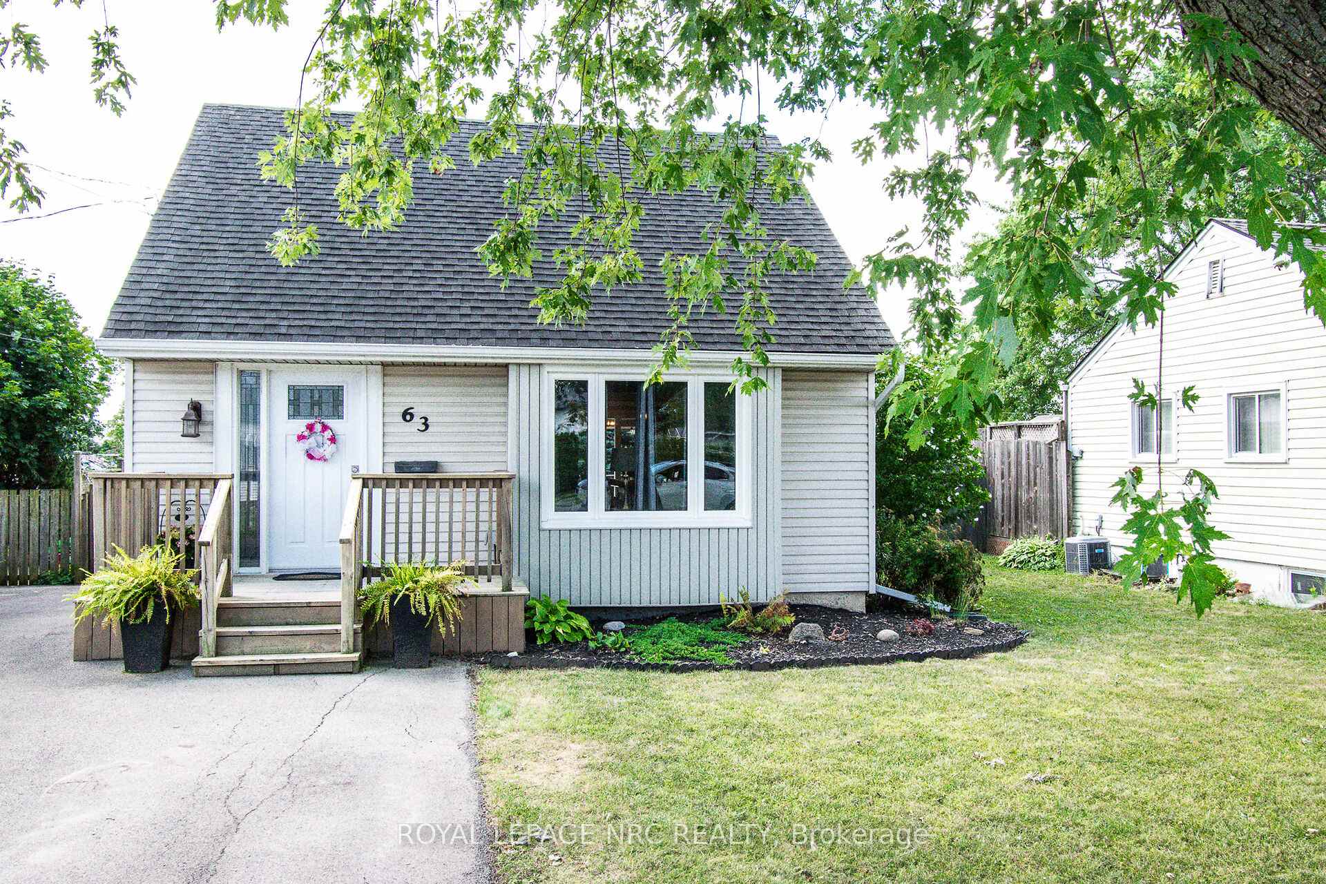 Photo 1 of 63 Elgin Street, Thorold, Thorold Downtown — HOMEH