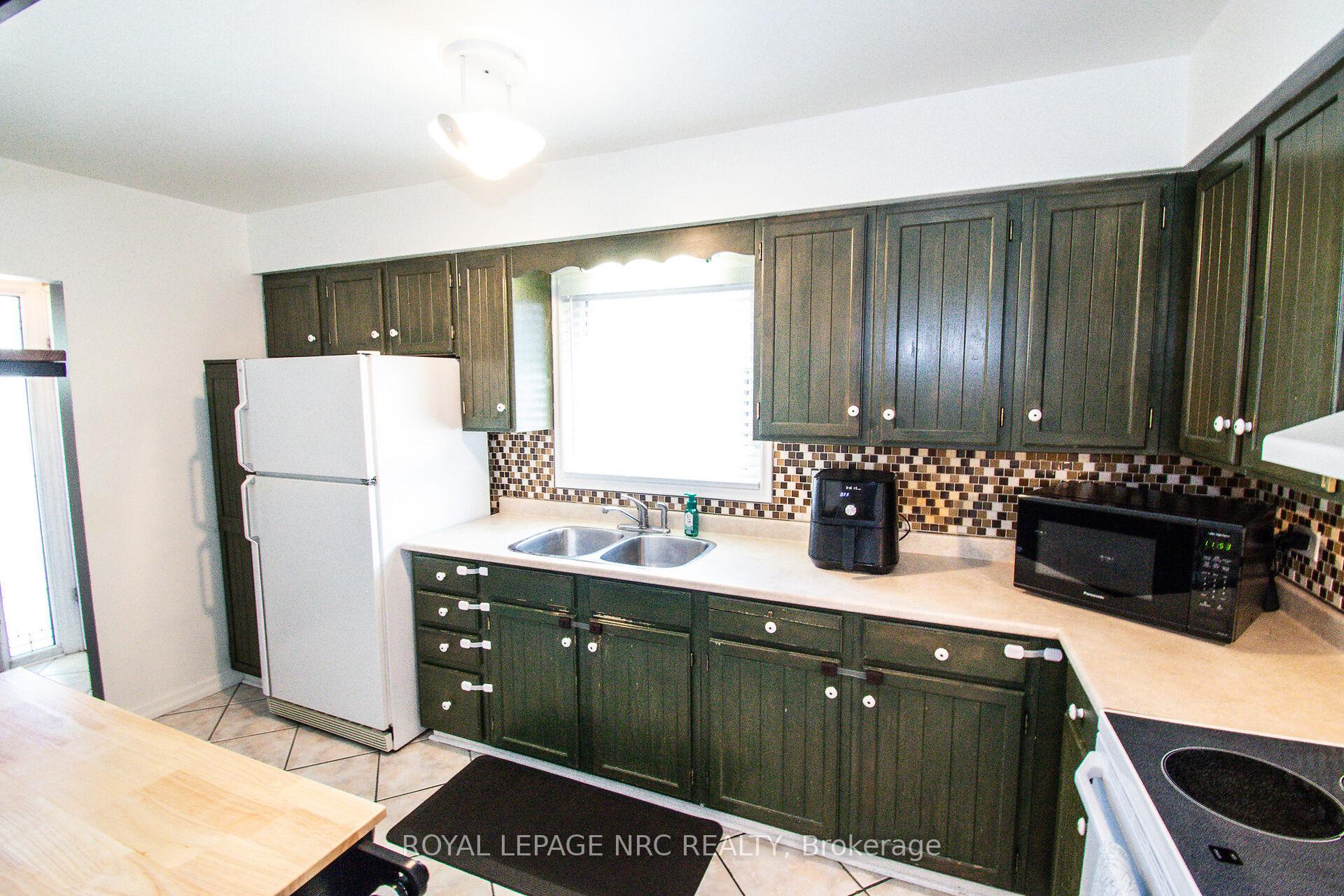 Photo 17 of 63 Elgin Street, Thorold, Thorold Downtown — HOMEH