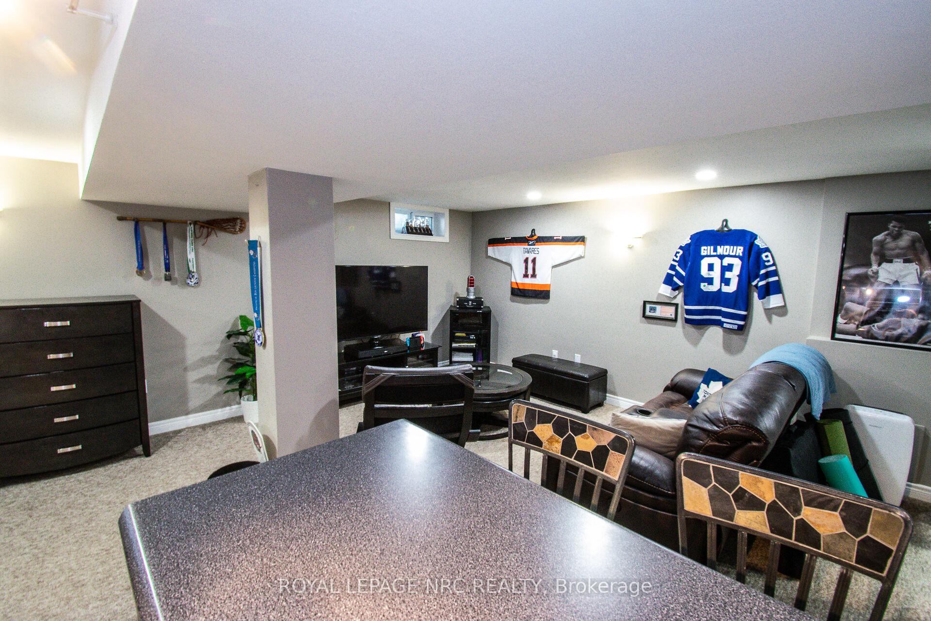 Photo 32 of 63 Elgin Street, Thorold, Thorold Downtown — HOMEH