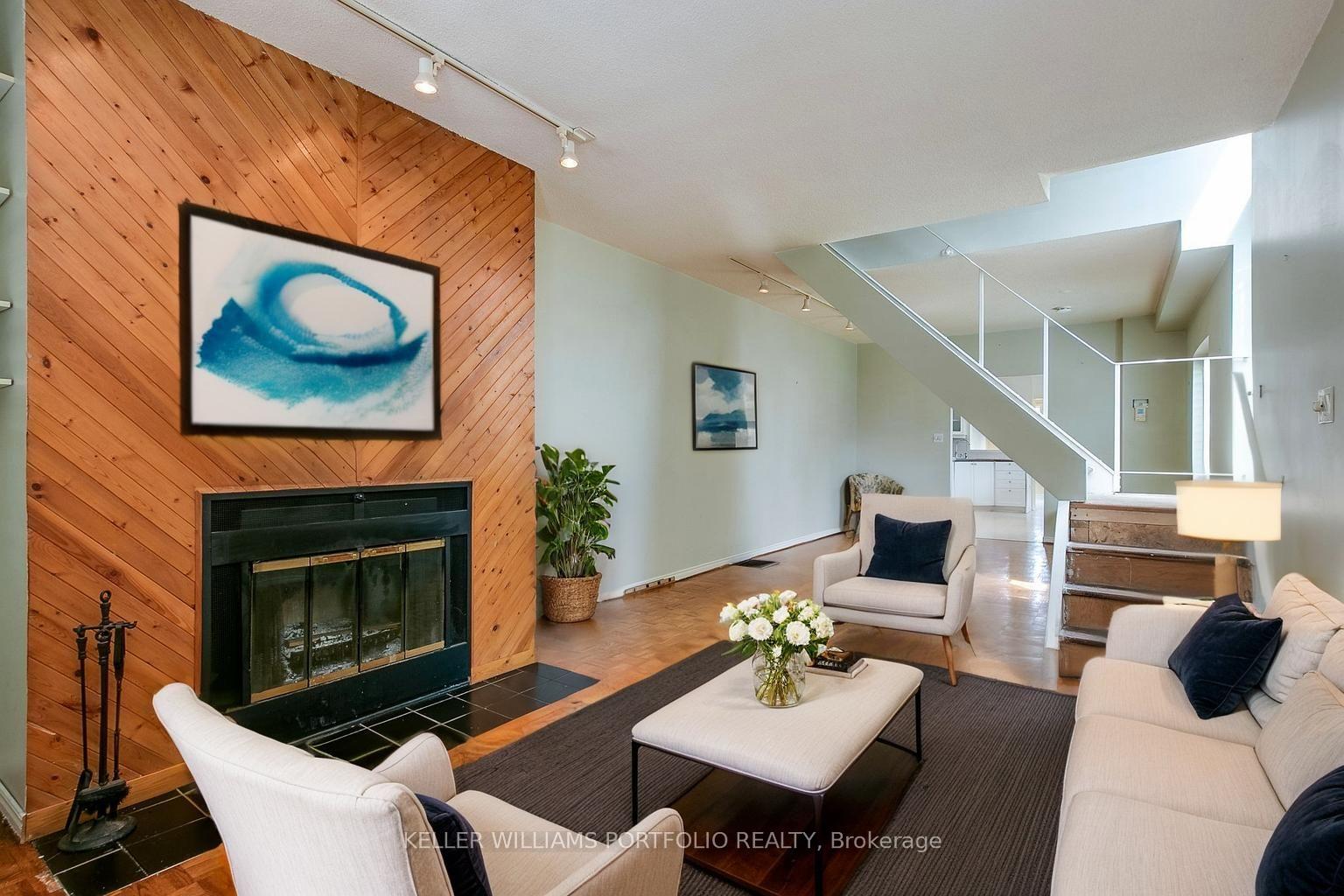 Photo 3 of 11 Arlington Avenue, Toronto, Wychwood — HOMEH