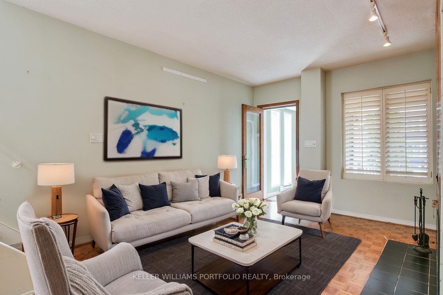 Photo 4 of 11 Arlington Avenue, Toronto, Wychwood — HOMEH