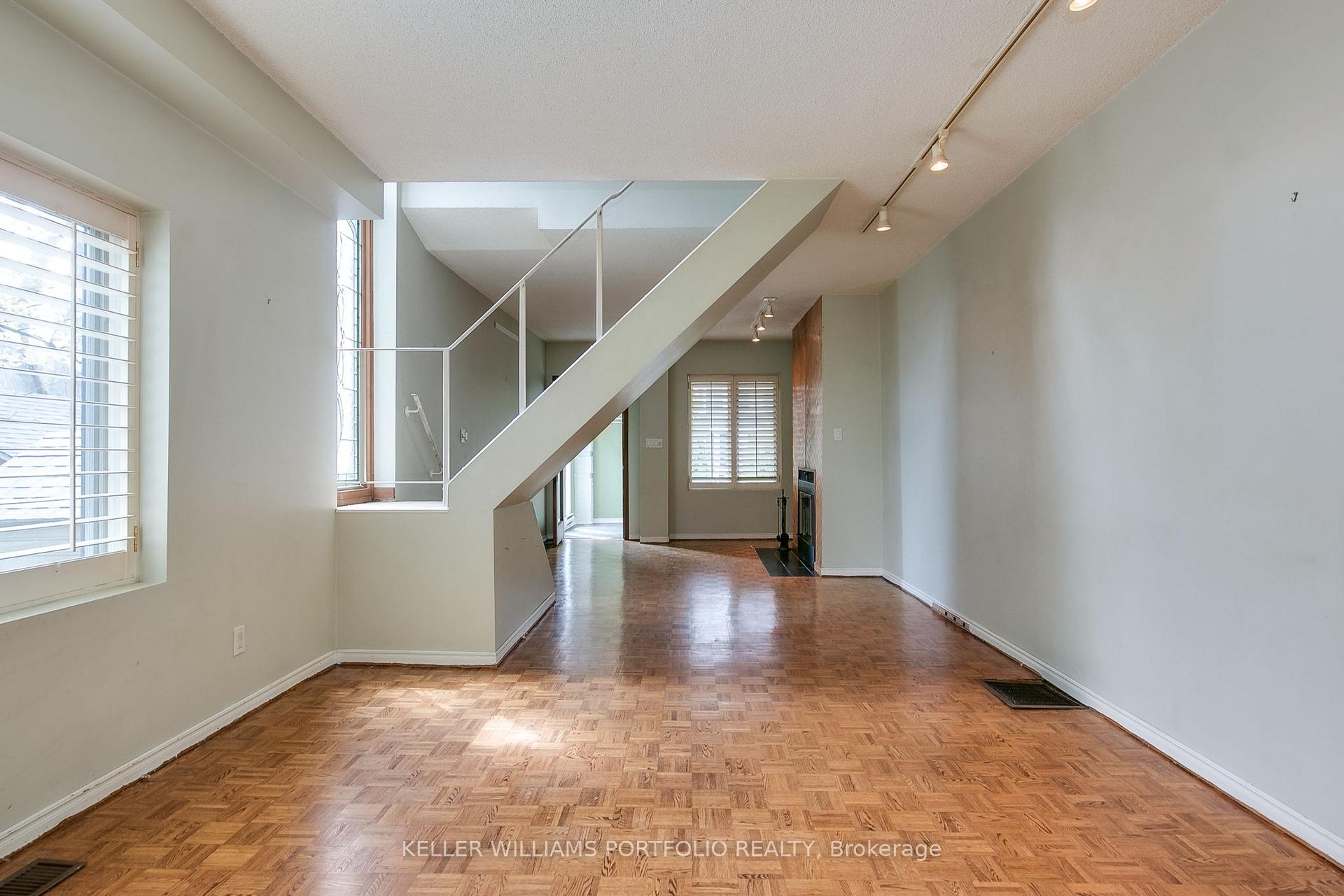 Photo 6 of 11 Arlington Avenue, Toronto, Wychwood — HOMEH