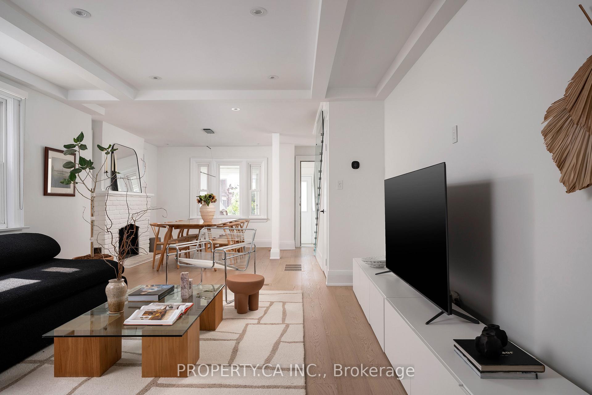 Photo 6 of 389 Winona Drive, Toronto, Oakwood Village — HOMEH