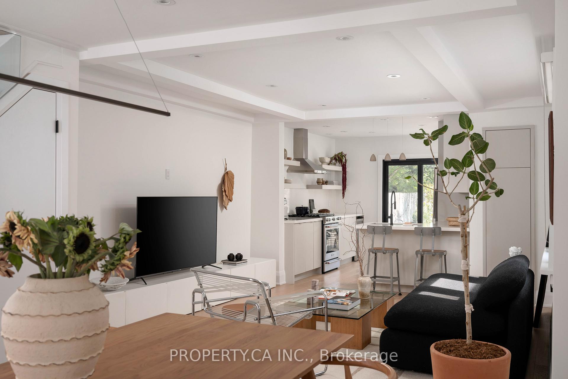 Photo 9 of 389 Winona Drive, Toronto, Oakwood Village — HOMEH