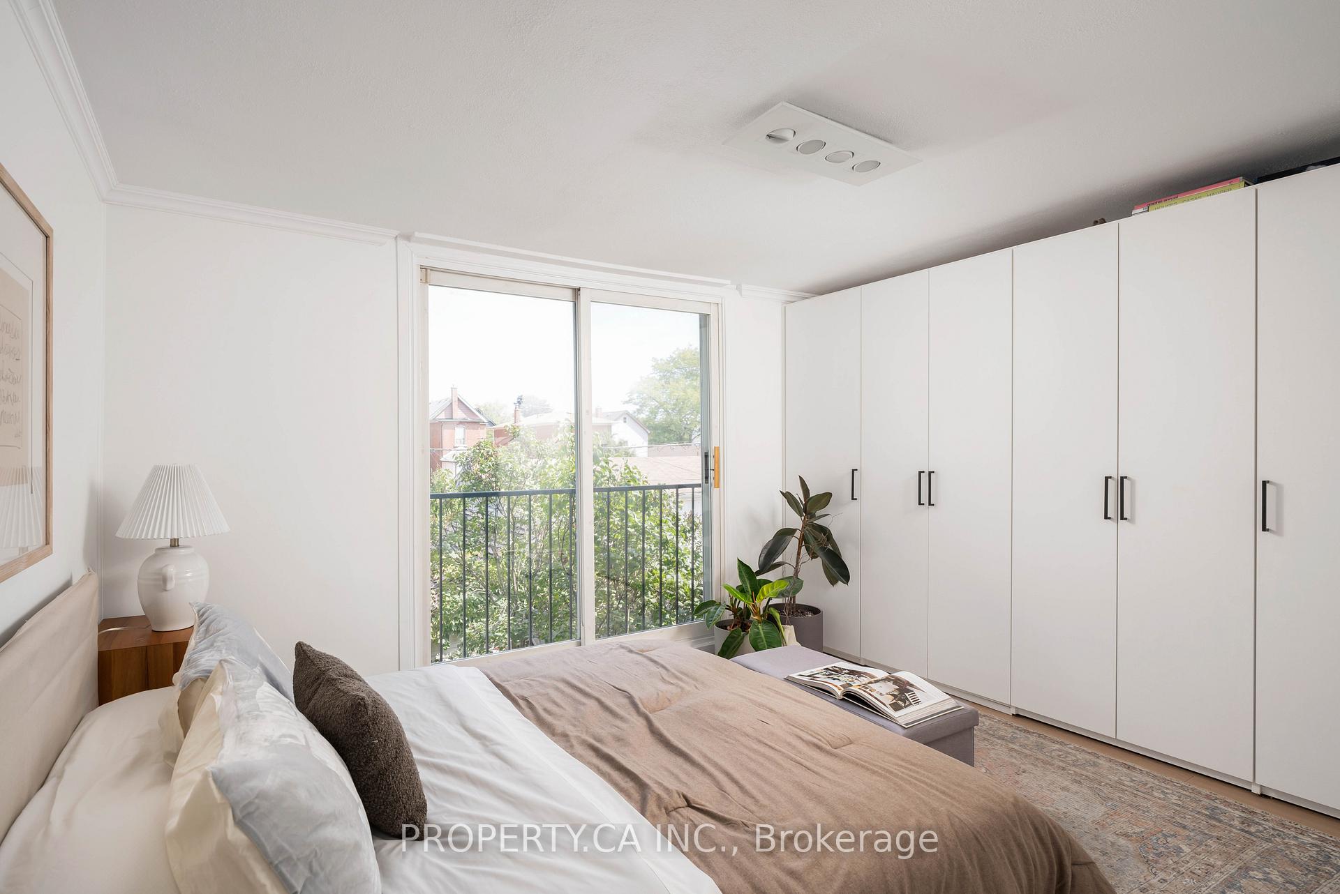 Photo 19 of 389 Winona Drive, Toronto, Oakwood Village — HOMEH