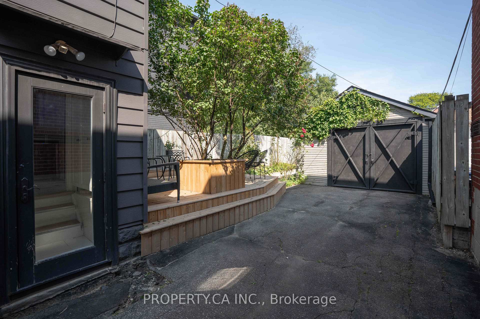 Photo 31 of 389 Winona Drive, Toronto, Oakwood Village — HOMEH