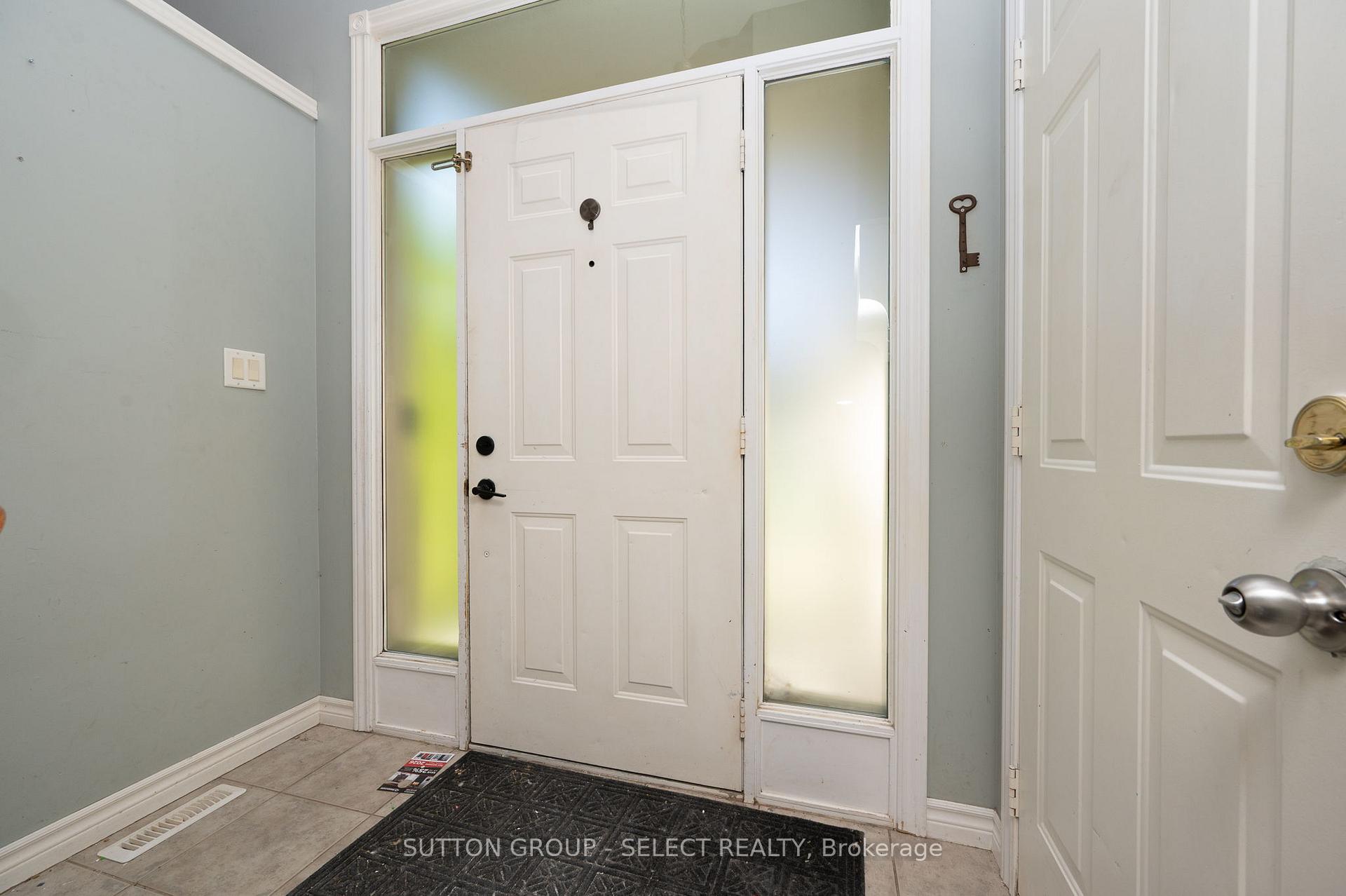 Photo 15 of 115 Bridle Path, Strathroy-Caradoc, SW — HOMEH
