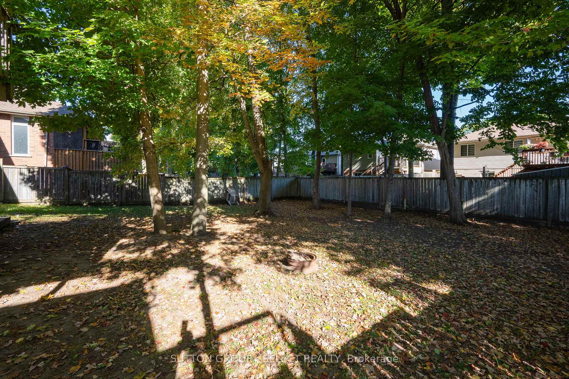 Photo 23 of 115 Bridle Path, Strathroy-Caradoc, SW — HOMEH