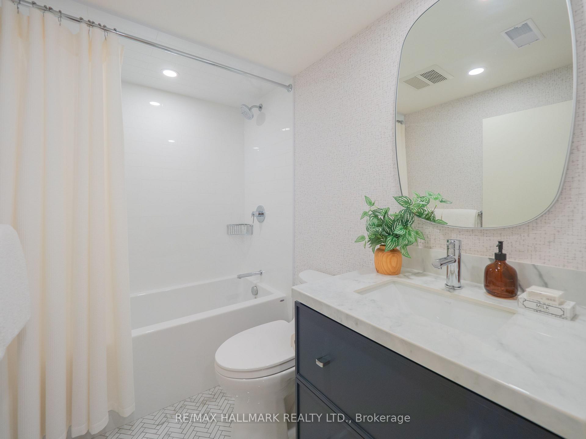 Photo 41 of 60 Nealon Avenue, Toronto, Broadview North — HOMEH