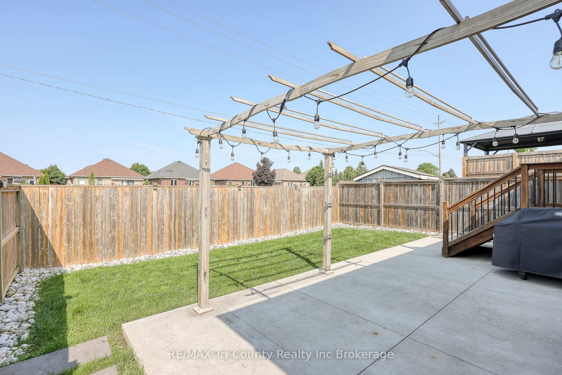 Photo 9 of 51 Trailview Drive, Tillsonburg — HOMEH