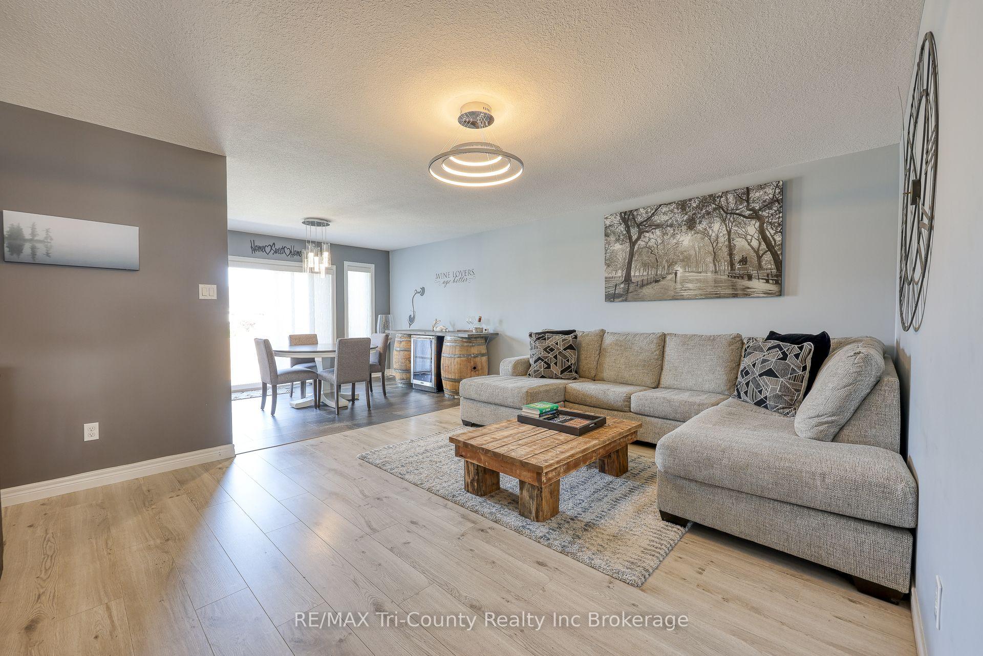 Photo 12 of 51 Trailview Drive, Tillsonburg — HOMEH