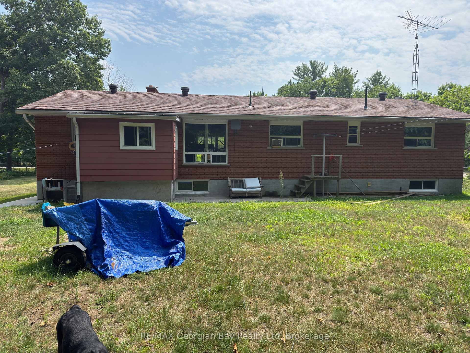 Photo 2 of 22 Oakwood Avenue, Tiny, Rural Tiny — HOMEH