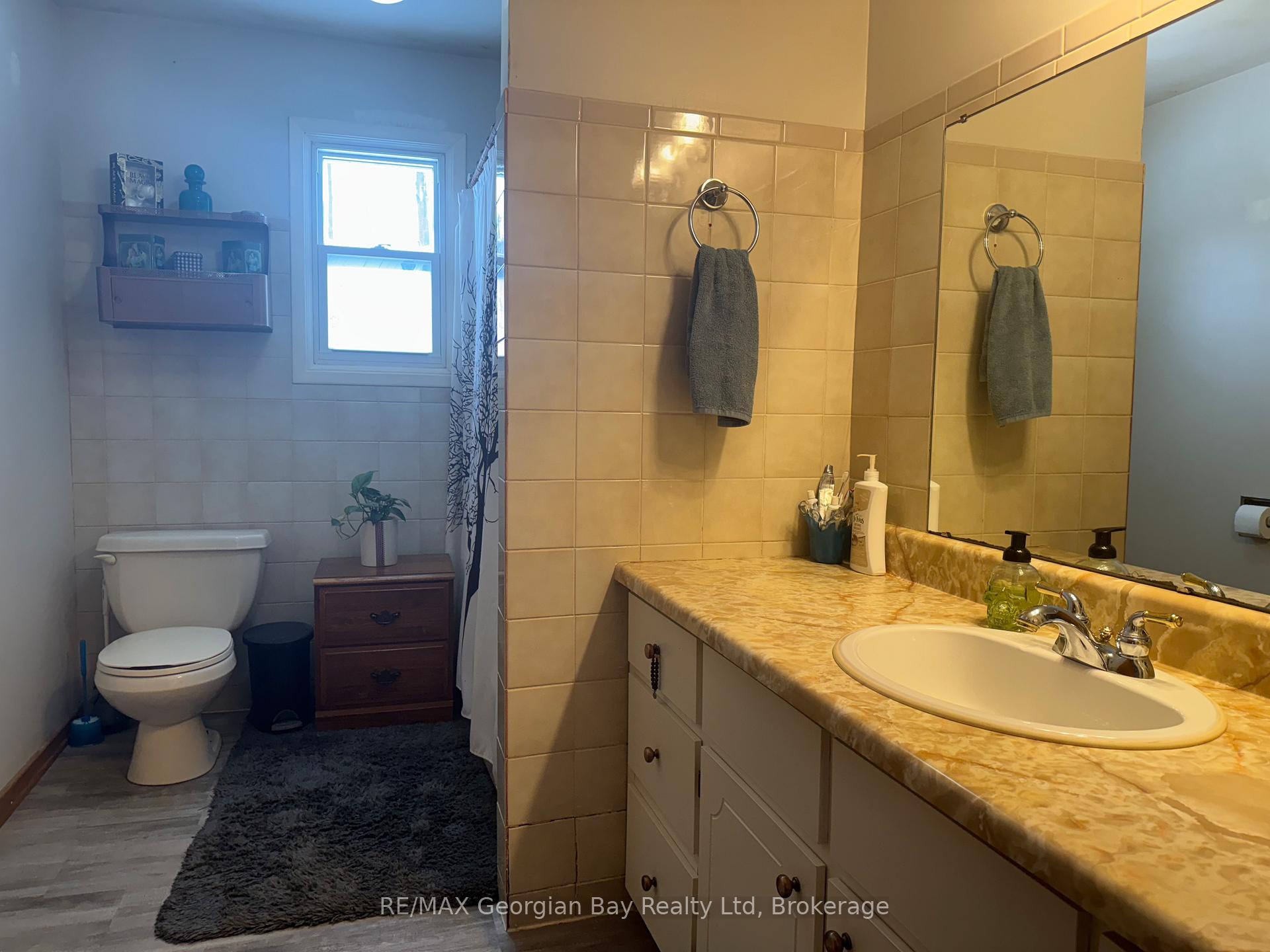 Photo 9 of 22 Oakwood Avenue, Tiny, Rural Tiny — HOMEH