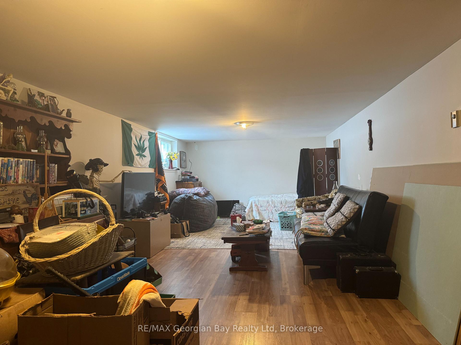 Photo 15 of 22 Oakwood Avenue, Tiny, Rural Tiny — HOMEH