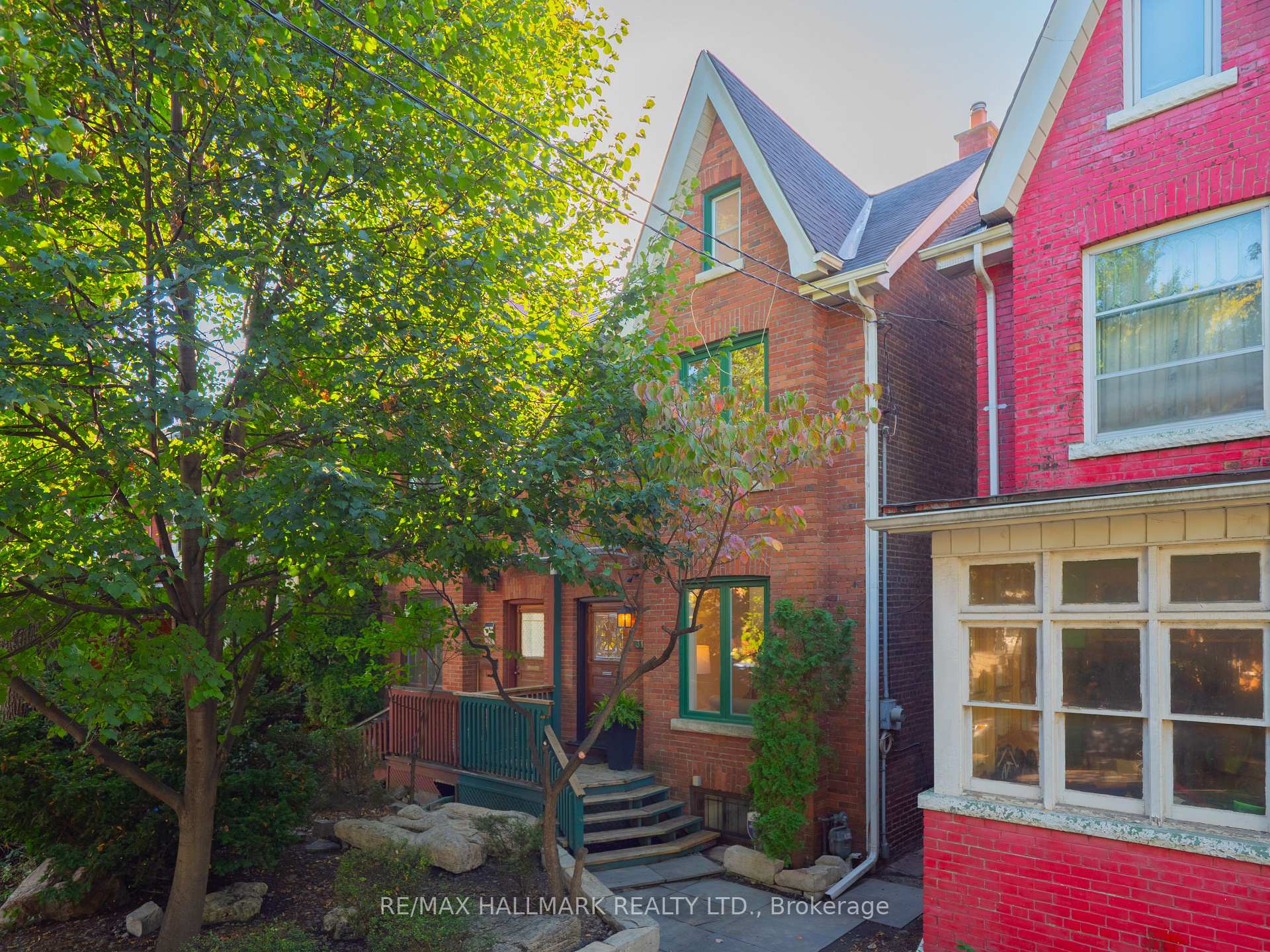Photo 2 of 31 First Avenue, Toronto, South Riverdale — HOMEH