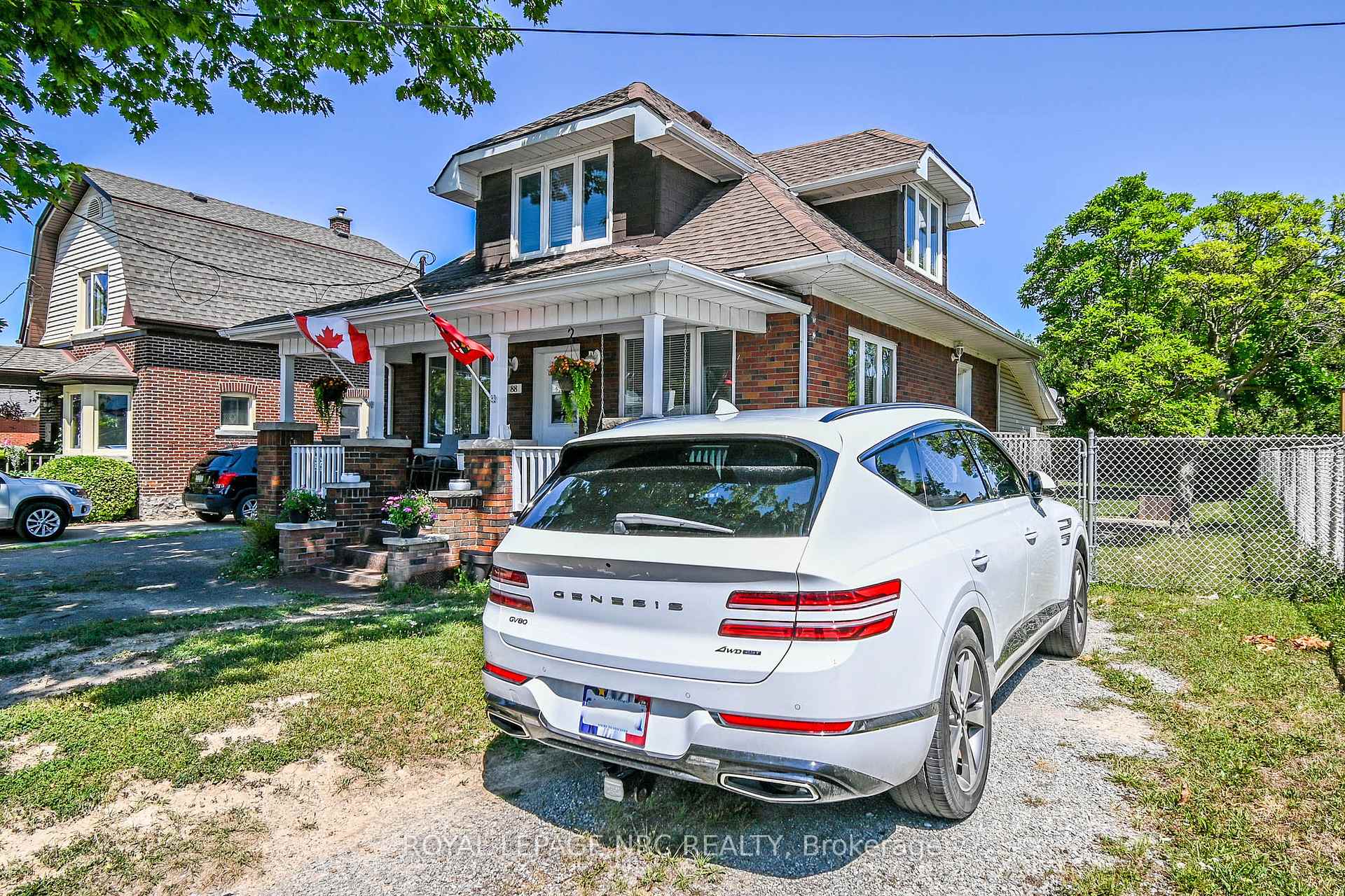 Photo 2 of 88 Pine Street S, Thorold, Thorold Downtown — HOMEH