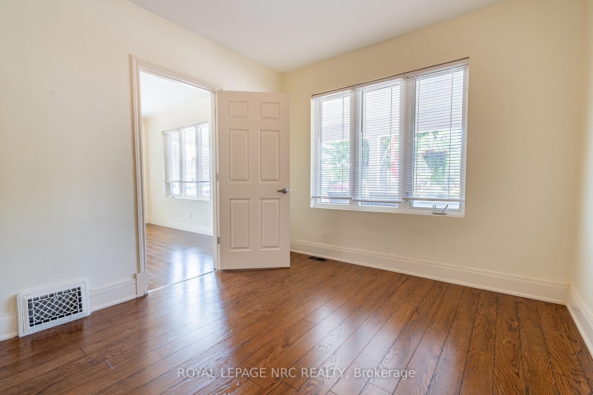 Photo 12 of 88 Pine Street S, Thorold, Thorold Downtown — HOMEH
