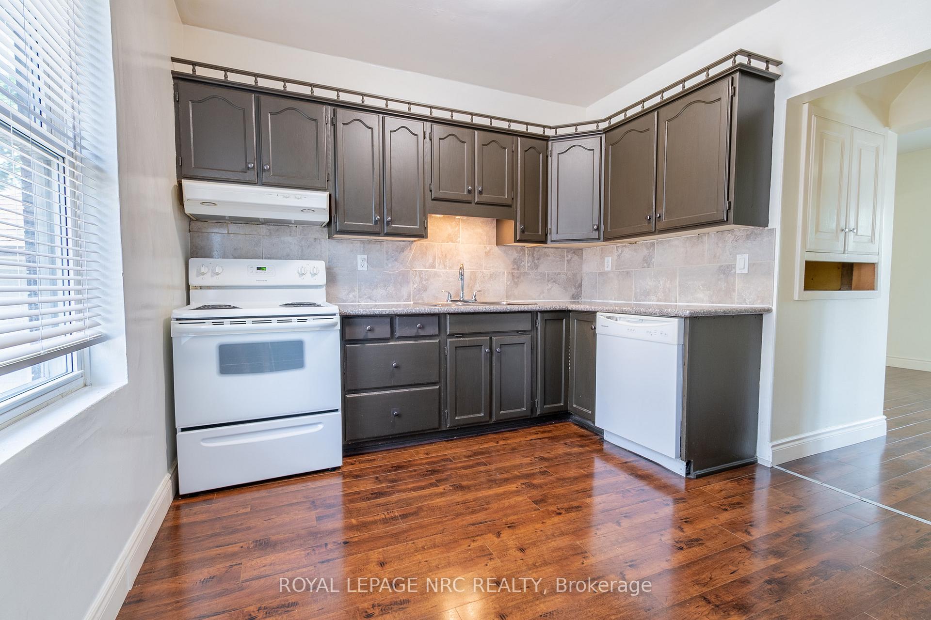 Photo 19 of 88 Pine Street S, Thorold, Thorold Downtown — HOMEH